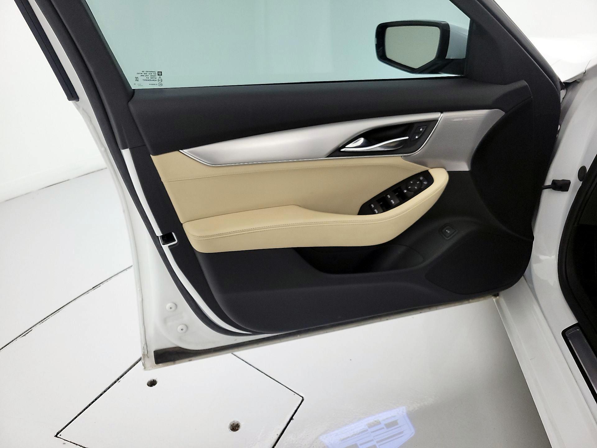 Thumbnail: 2021 Cadillac CT5 - 12
