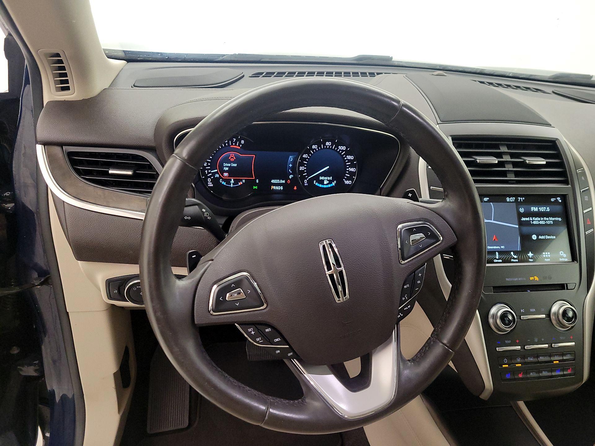 Thumbnail: 2018 Lincoln MKC - 10