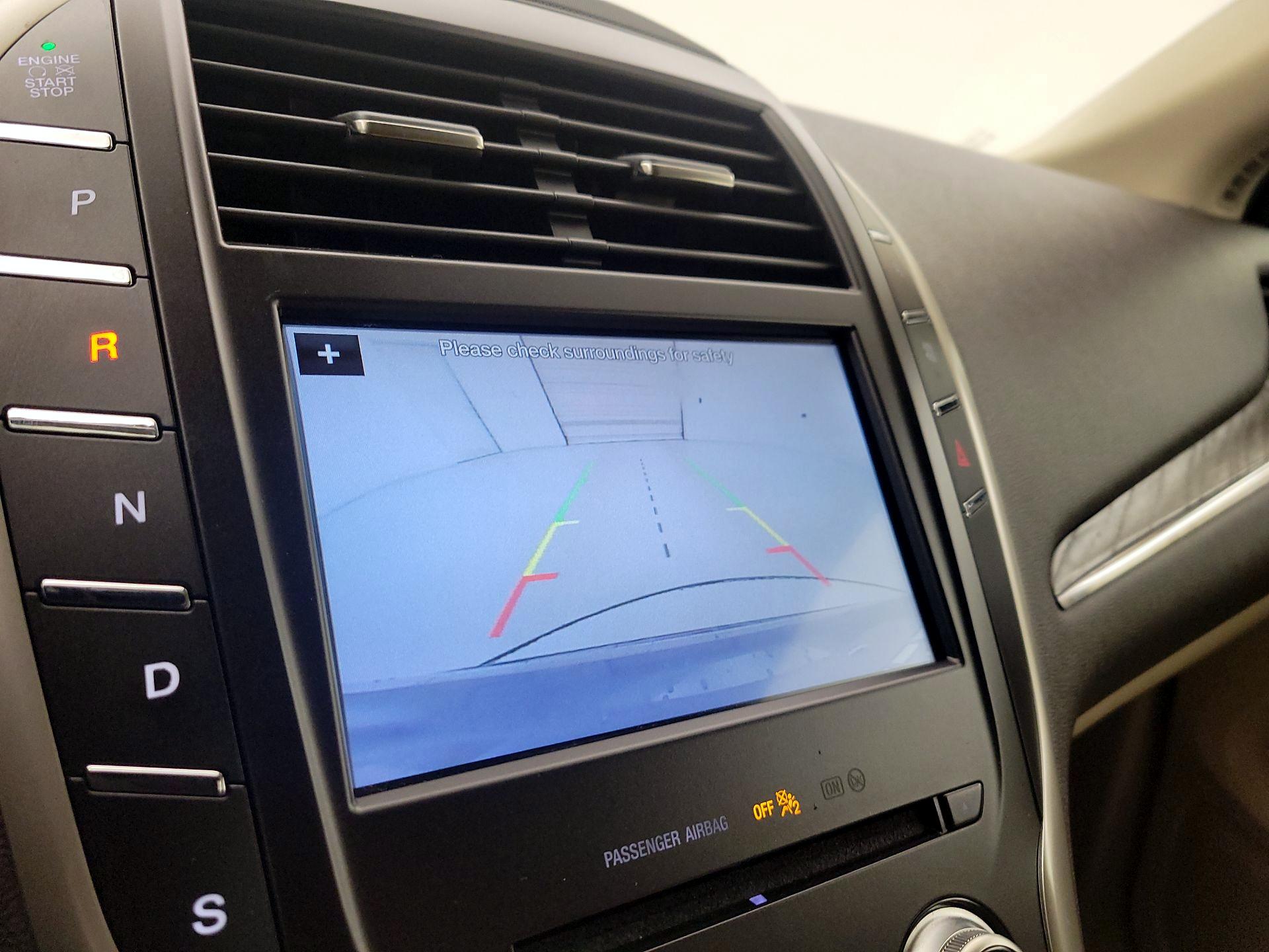 Thumbnail: 2018 Lincoln MKC - 15