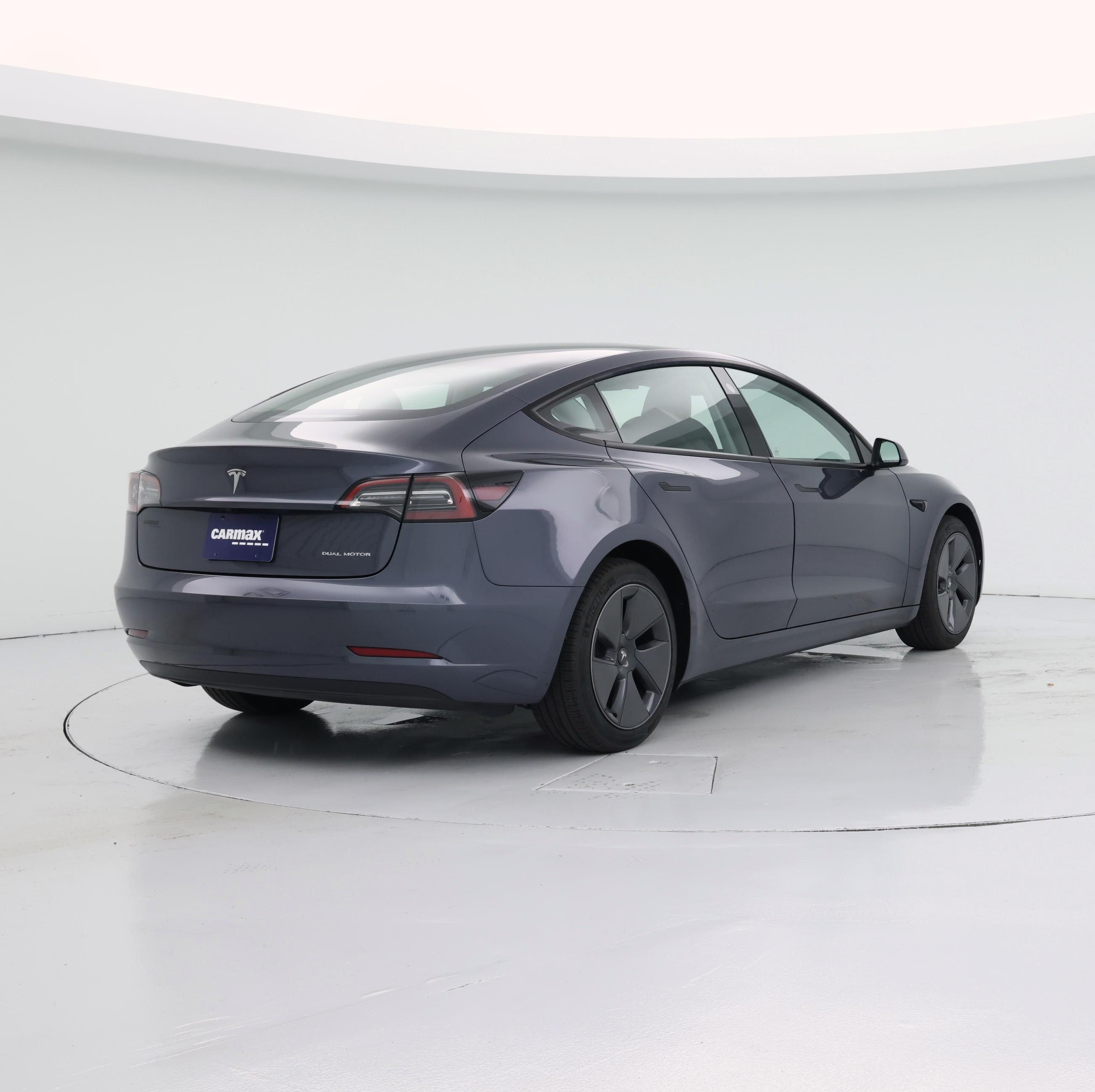 Thumbnail: 2023 Tesla Model 3 - 8