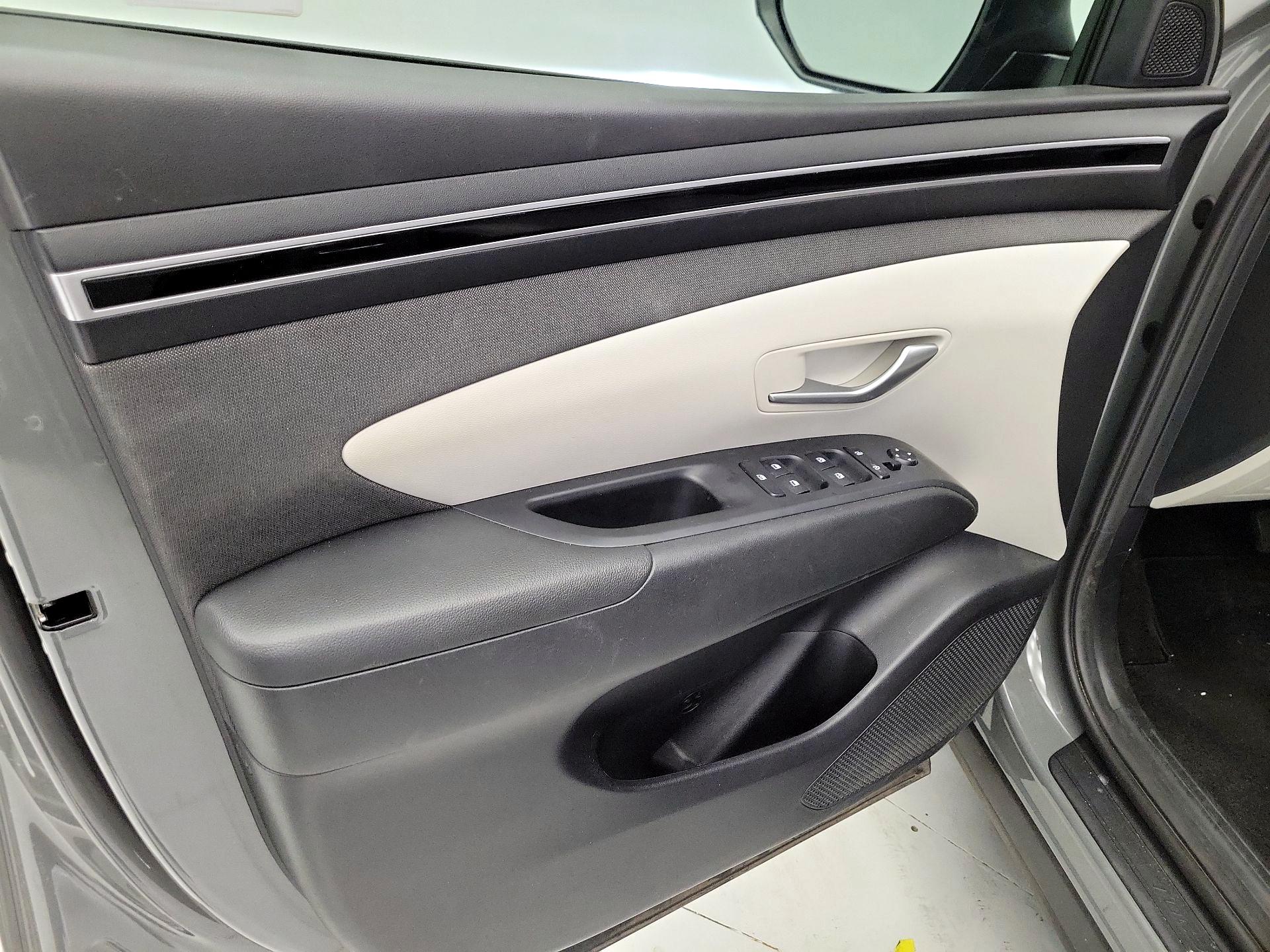 Thumbnail: 2024 Hyundai Tucson - 12