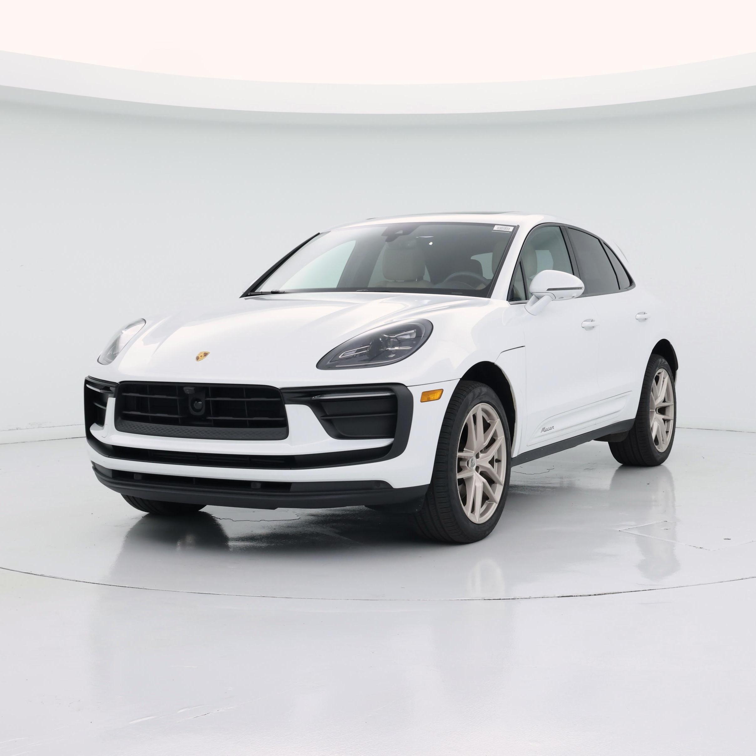 Thumbnail: 2023 Porsche Macan - 4