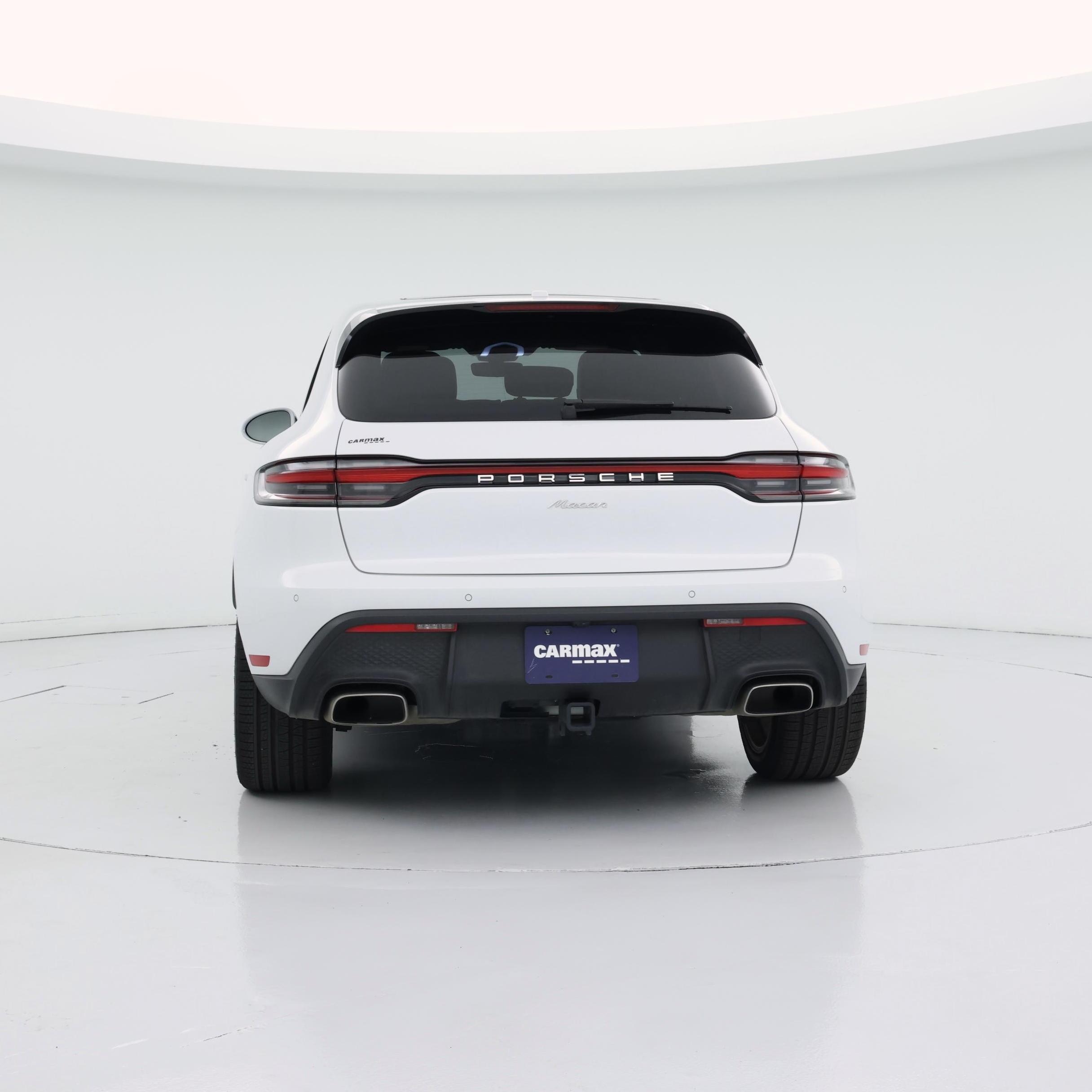 Thumbnail: 2023 Porsche Macan - 6