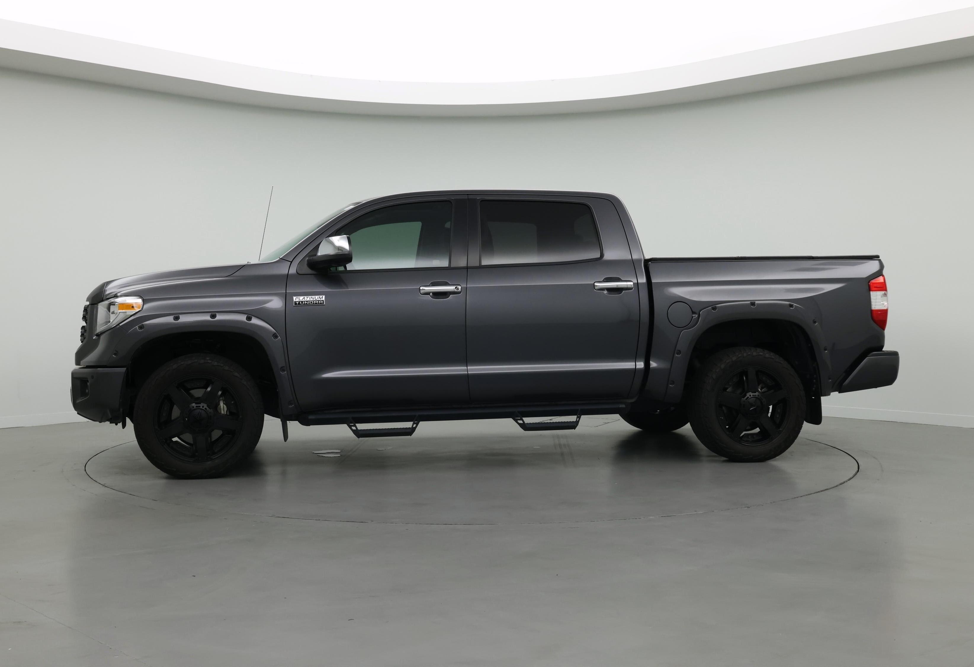 Thumbnail: 2018 Toyota Tundra - 3