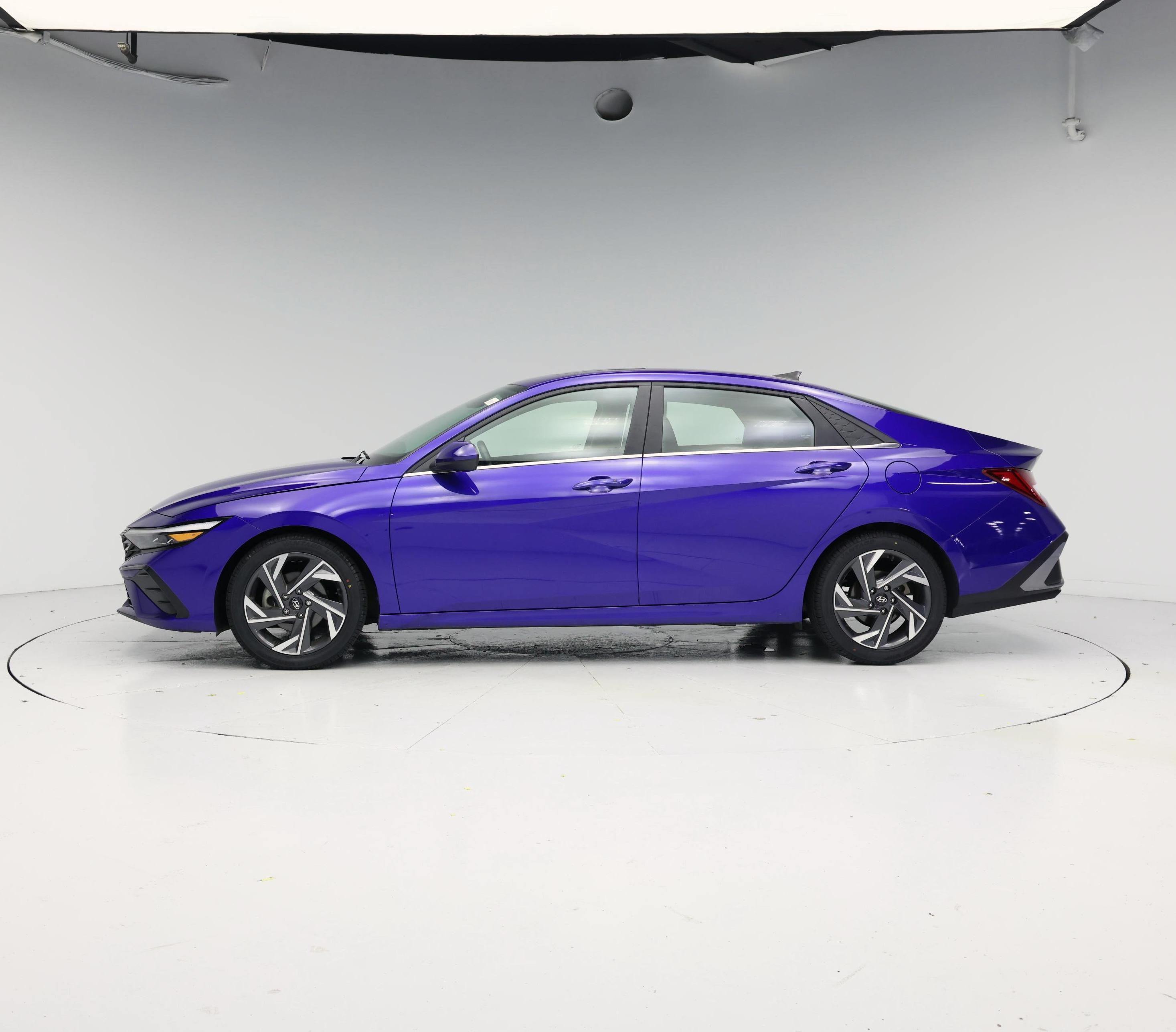 Thumbnail: 2024 Hyundai Elantra - 3