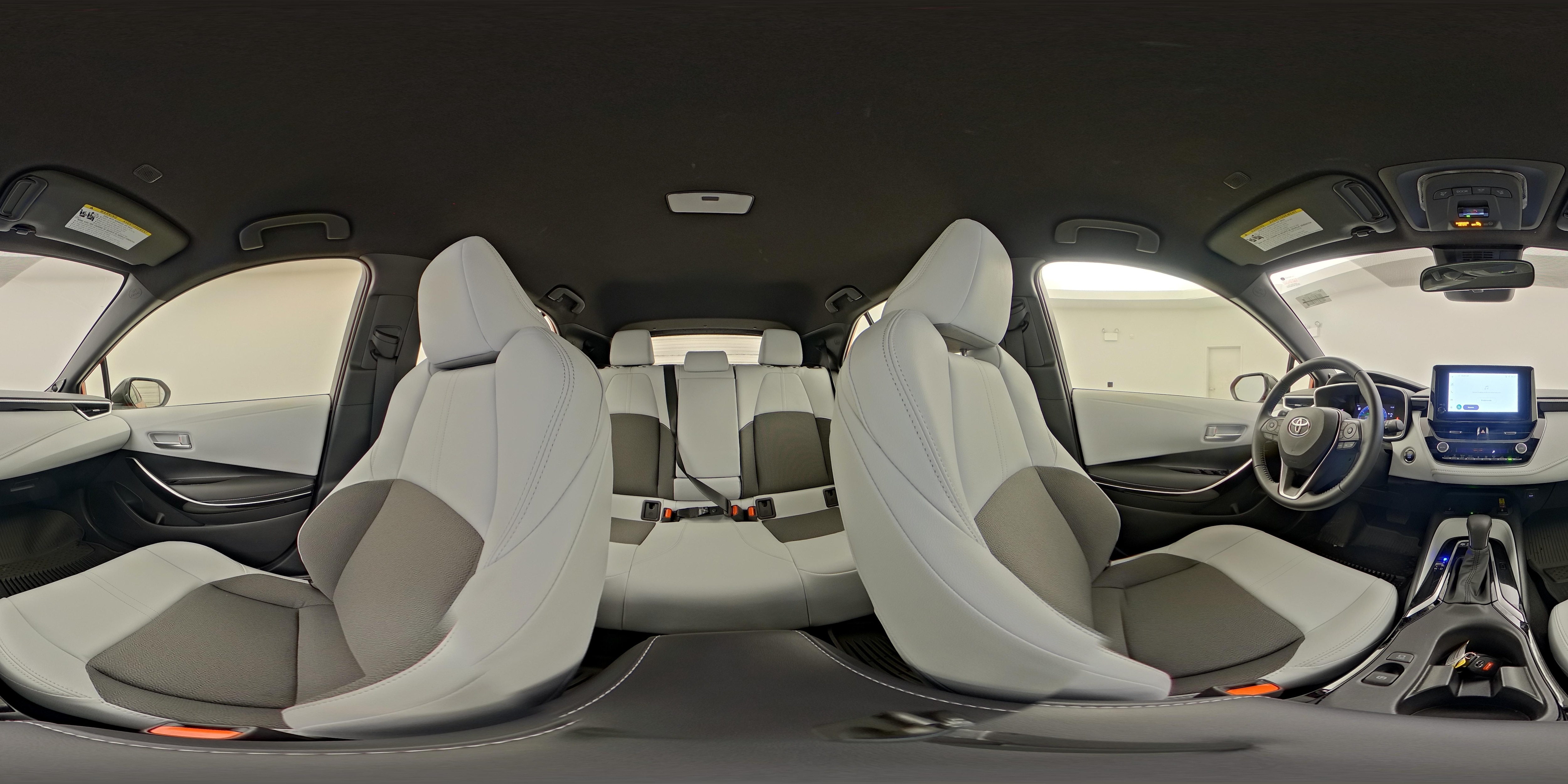 2026 Toyota Corolla Hatchback XSE - Photo 24