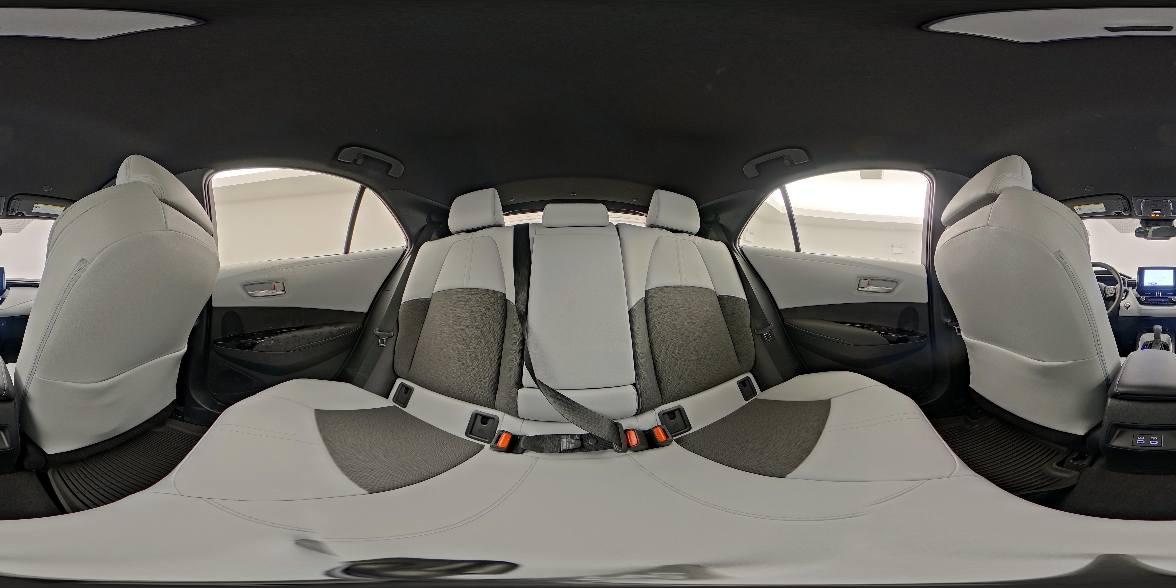 2026 Toyota Corolla Hatchback XSE - Photo 25