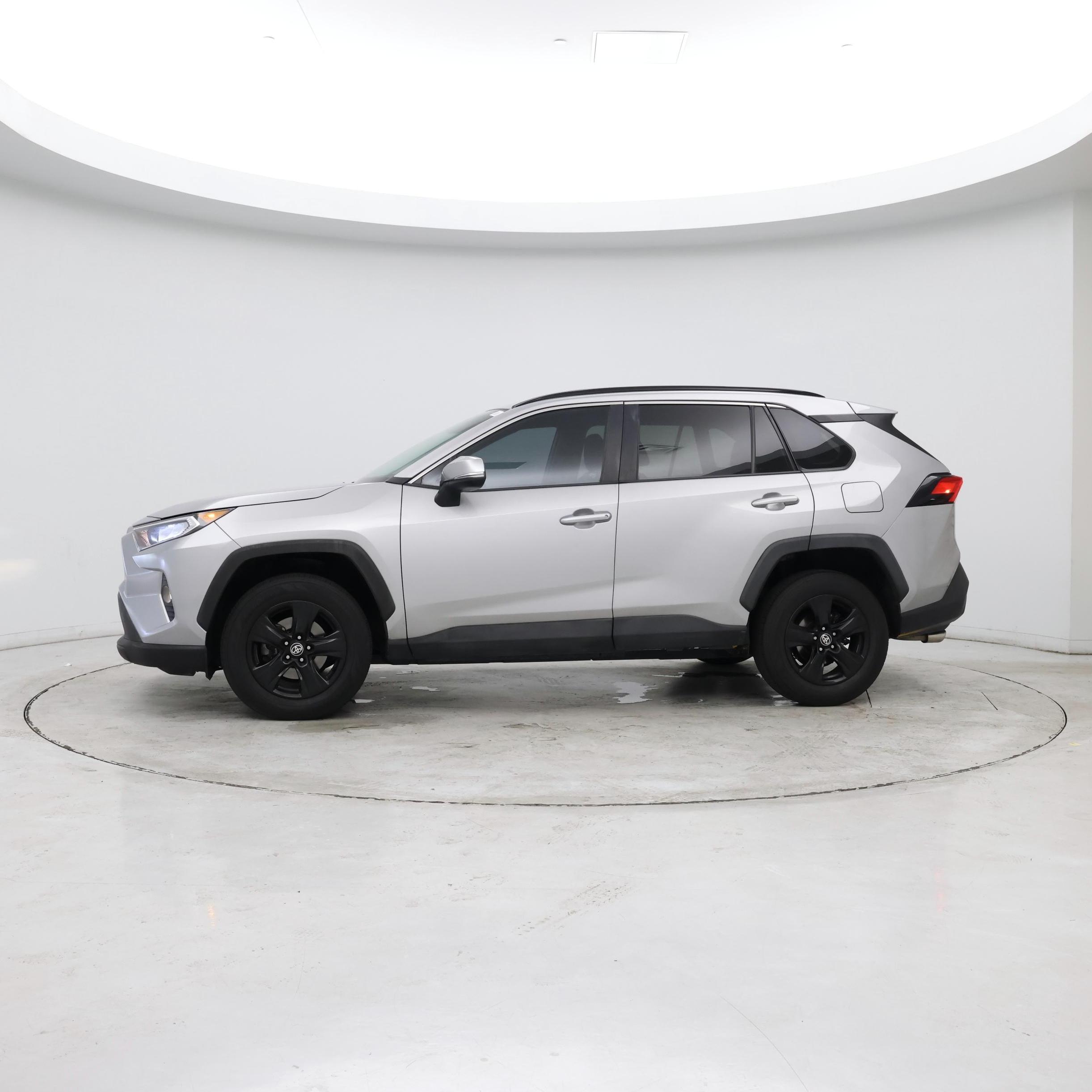 Thumbnail: 2021 Toyota RAV4 - 2