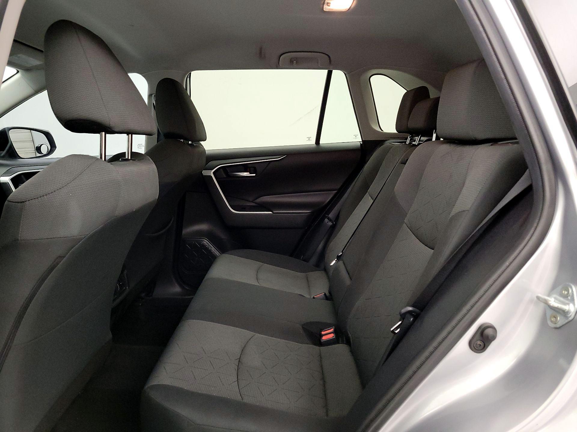 Thumbnail: 2021 Toyota RAV4 - 19