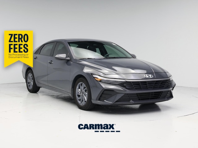 Gray 2024 Hyundai Elantra Sedan Front-Wheel Drive Automatic