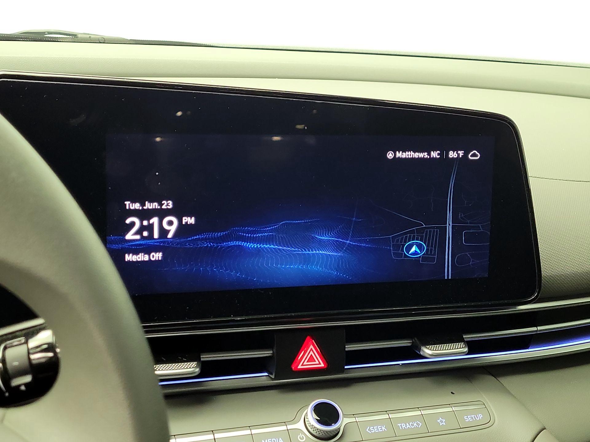Thumbnail: 2024 Hyundai Elantra - 15