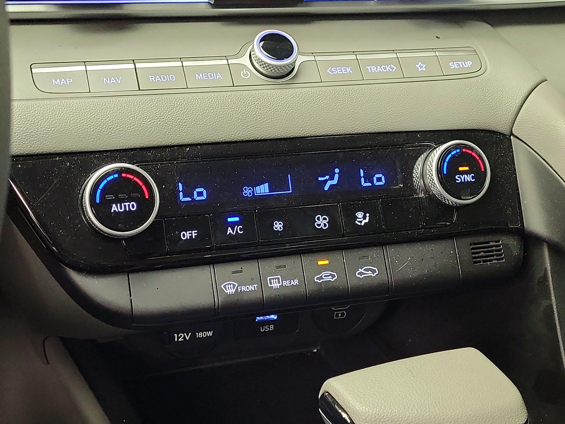 Thumbnail: 2024 Hyundai Elantra - 16