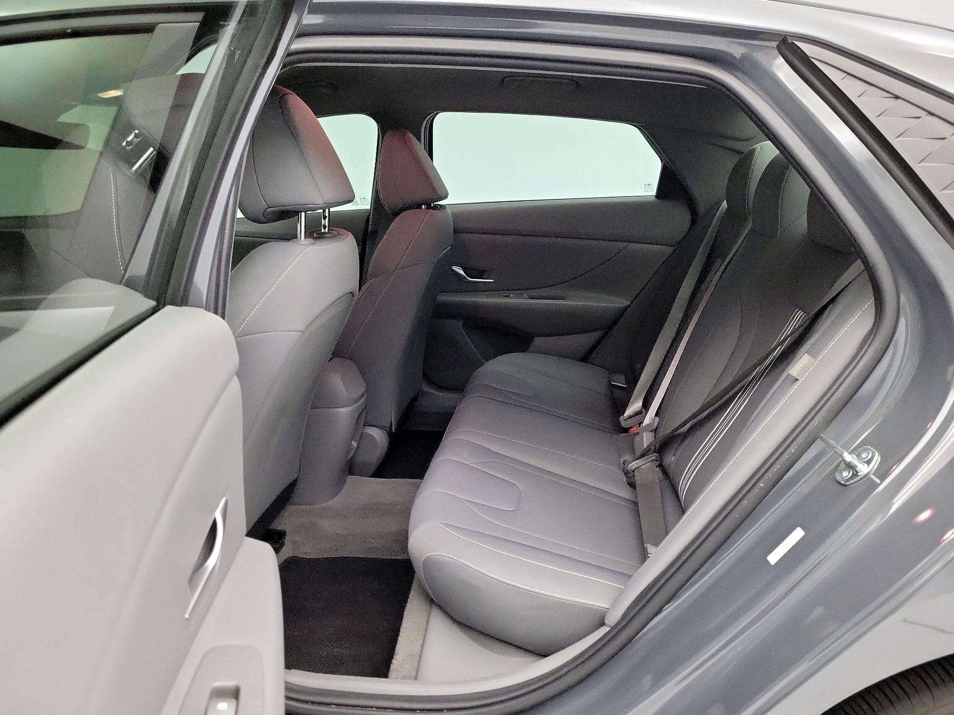 Thumbnail: 2024 Hyundai Elantra - 19