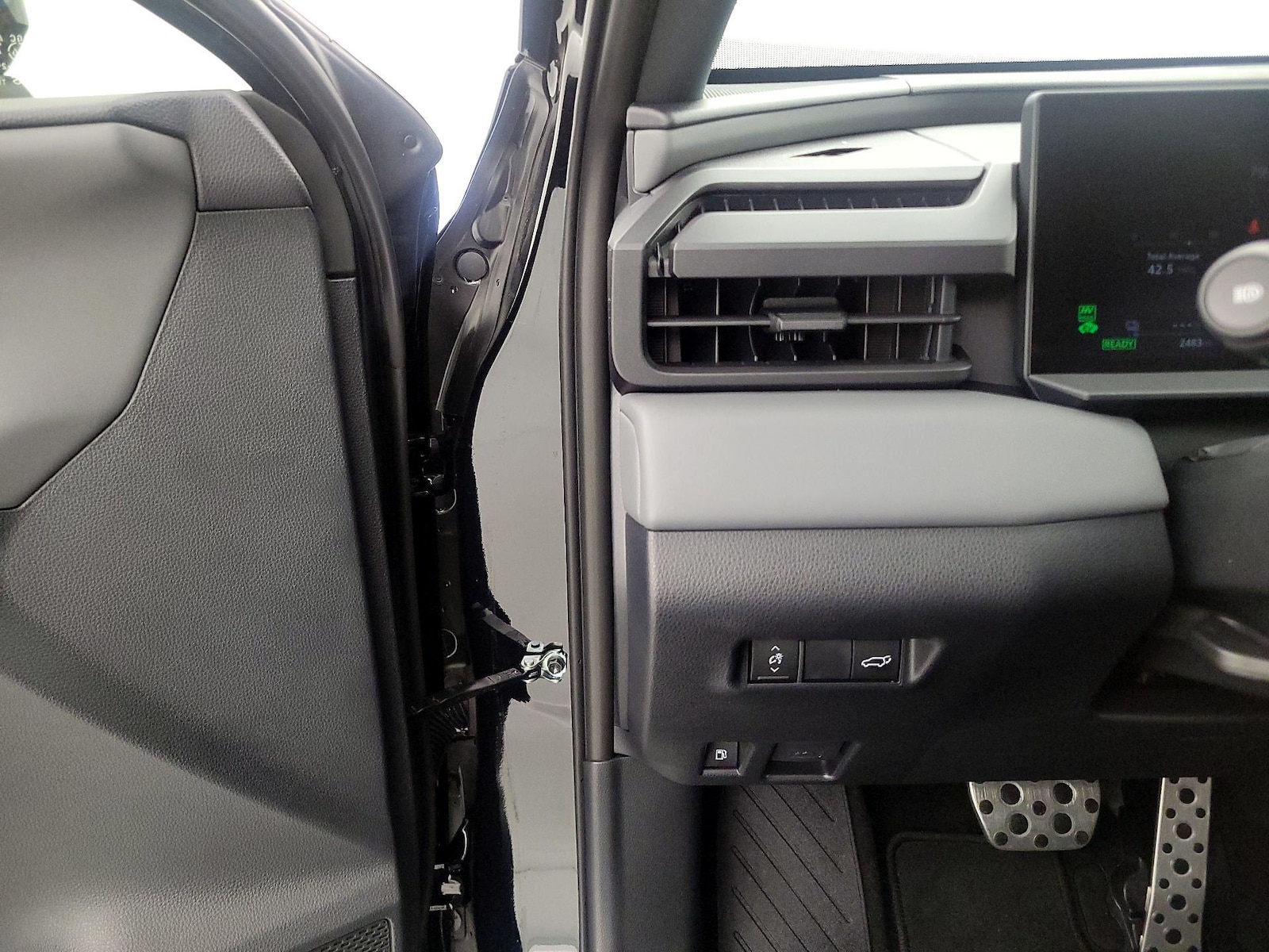 2026 Toyota RAV4 Plug-in Hybrid GR Sport - Photo 14