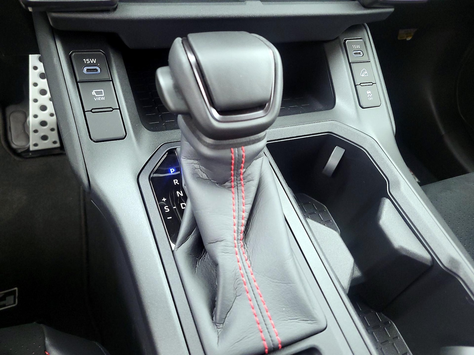 2026 Toyota RAV4 Plug-in Hybrid GR Sport - Photo 19