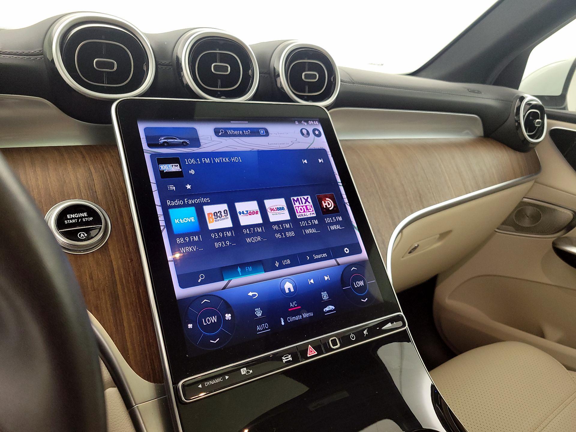Thumbnail: 2024 Mercedes-Benz GLC - 16