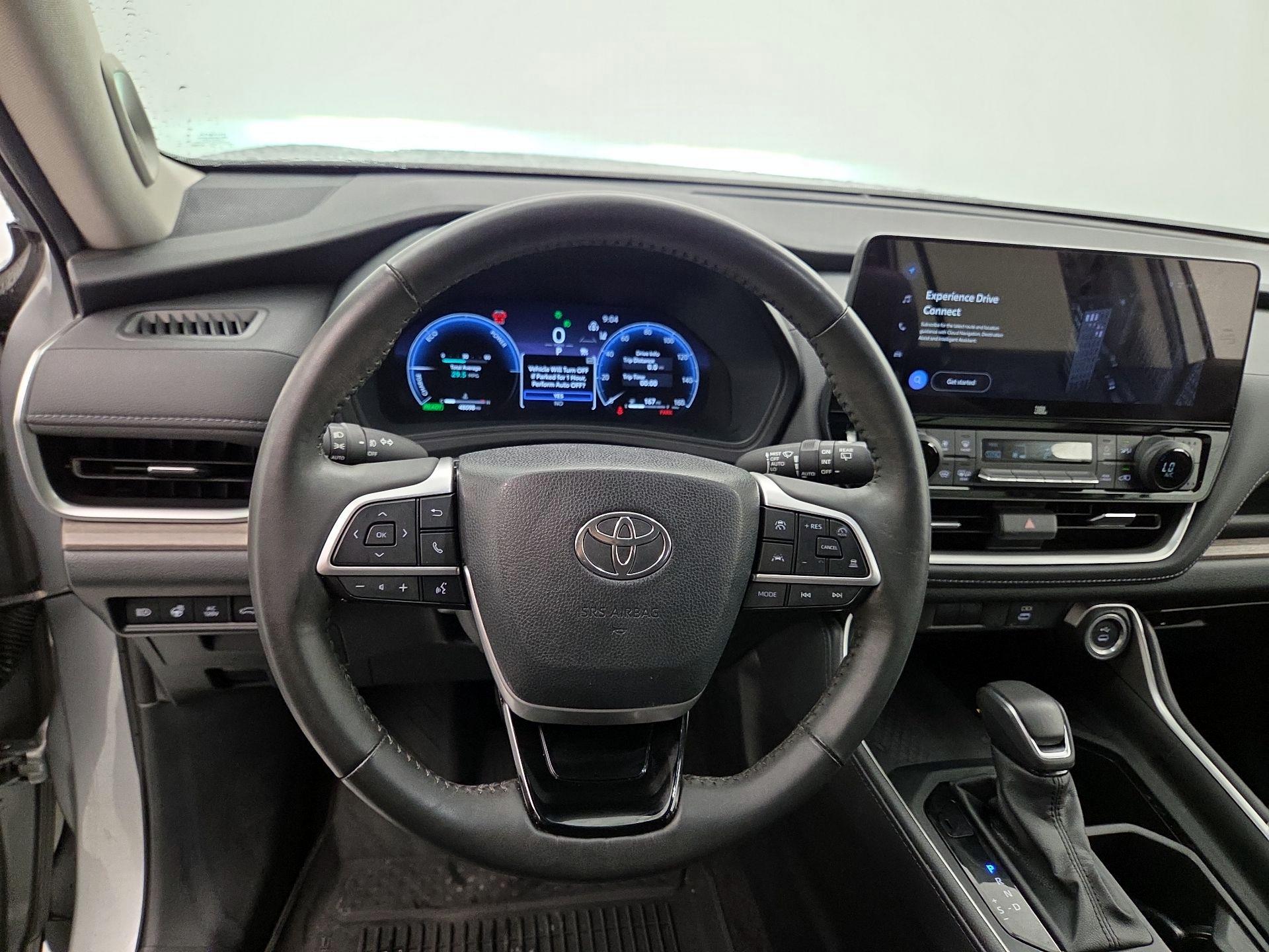 Thumbnail: 2024 Toyota Highlander - 10