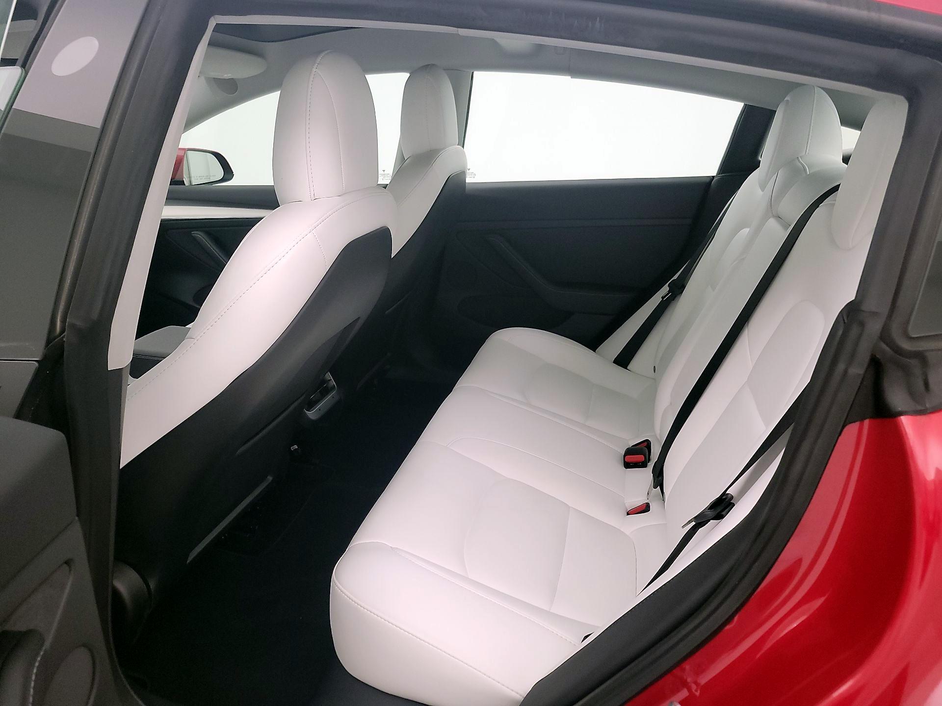 Thumbnail: 2023 Tesla Model 3 - 19