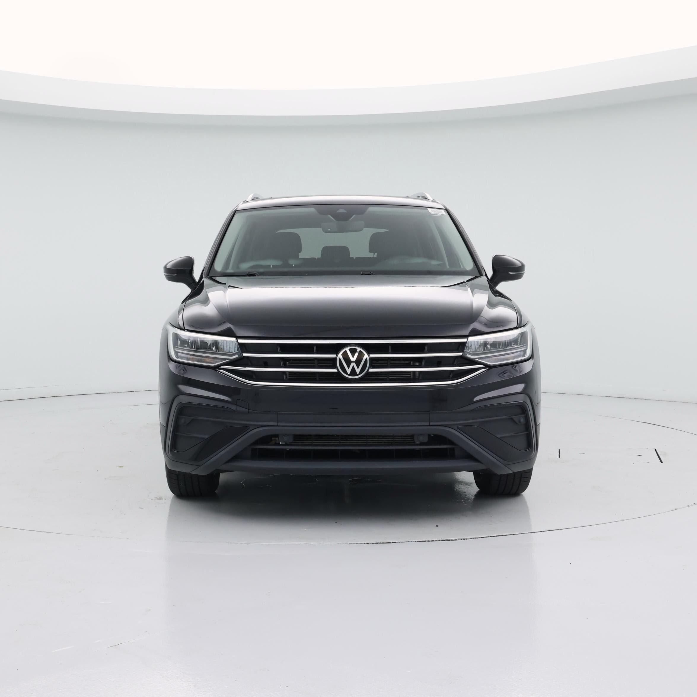 Thumbnail: 2022 Volkswagen Tiguan - 5