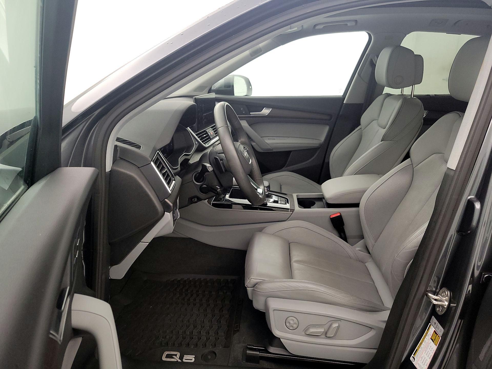 Thumbnail: 2024 Audi Q5 - 11