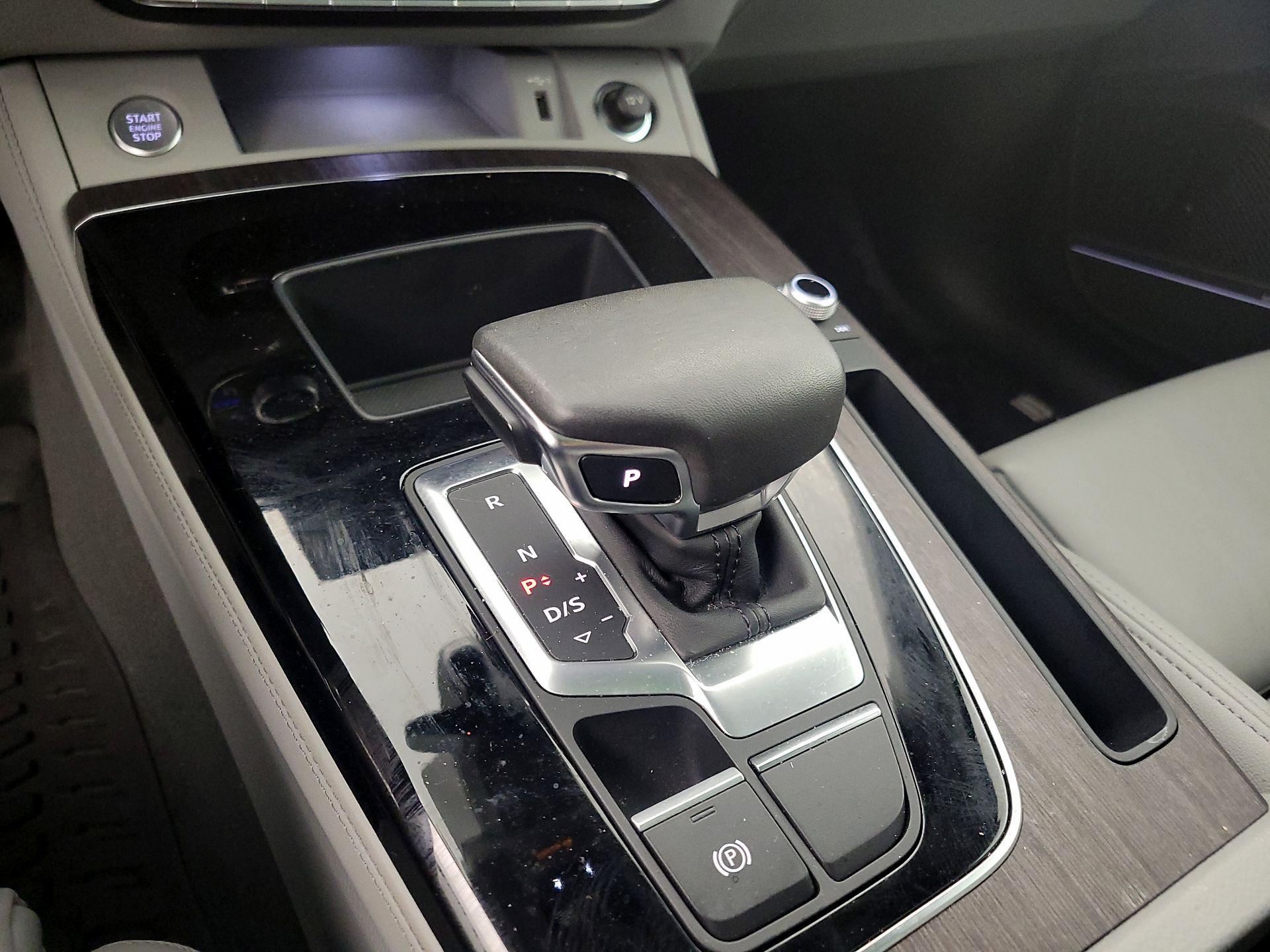 Thumbnail: 2024 Audi Q5 - 17