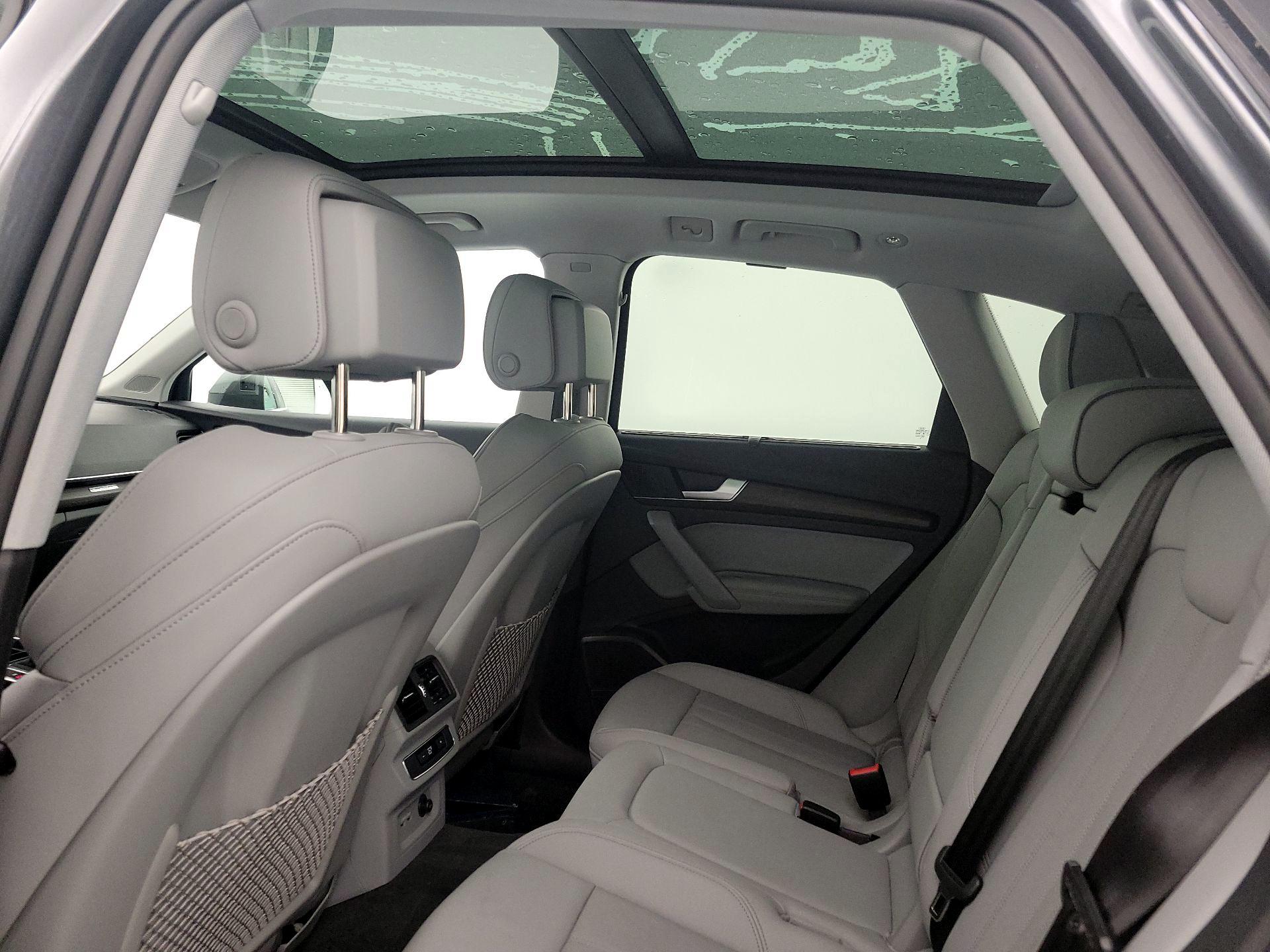 Thumbnail: 2024 Audi Q5 - 19