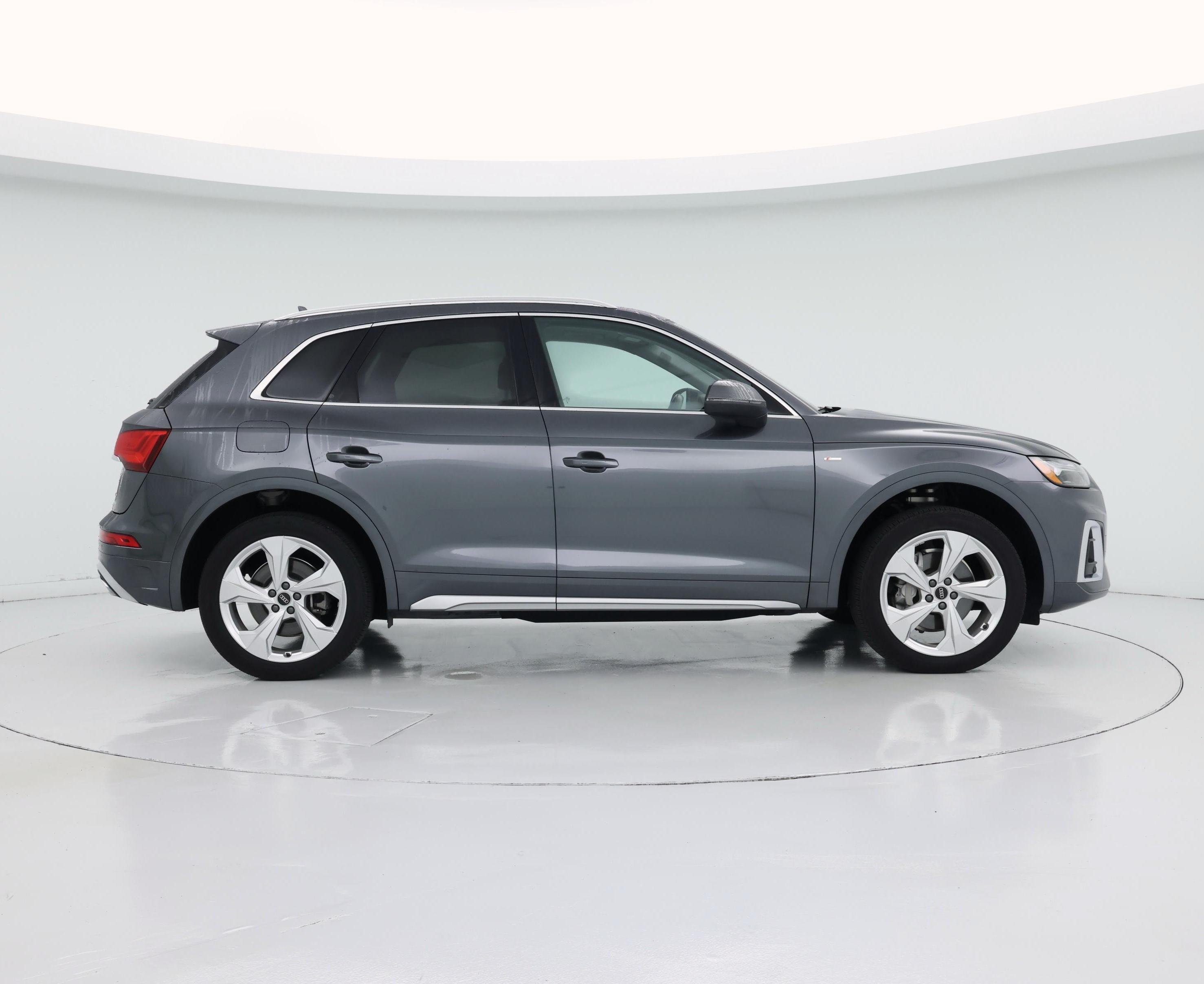 Thumbnail: 2024 Audi Q5 - 7