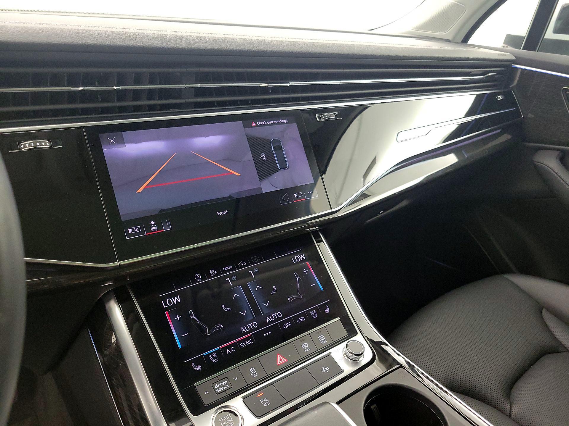Thumbnail: 2023 Audi Q7 - 15