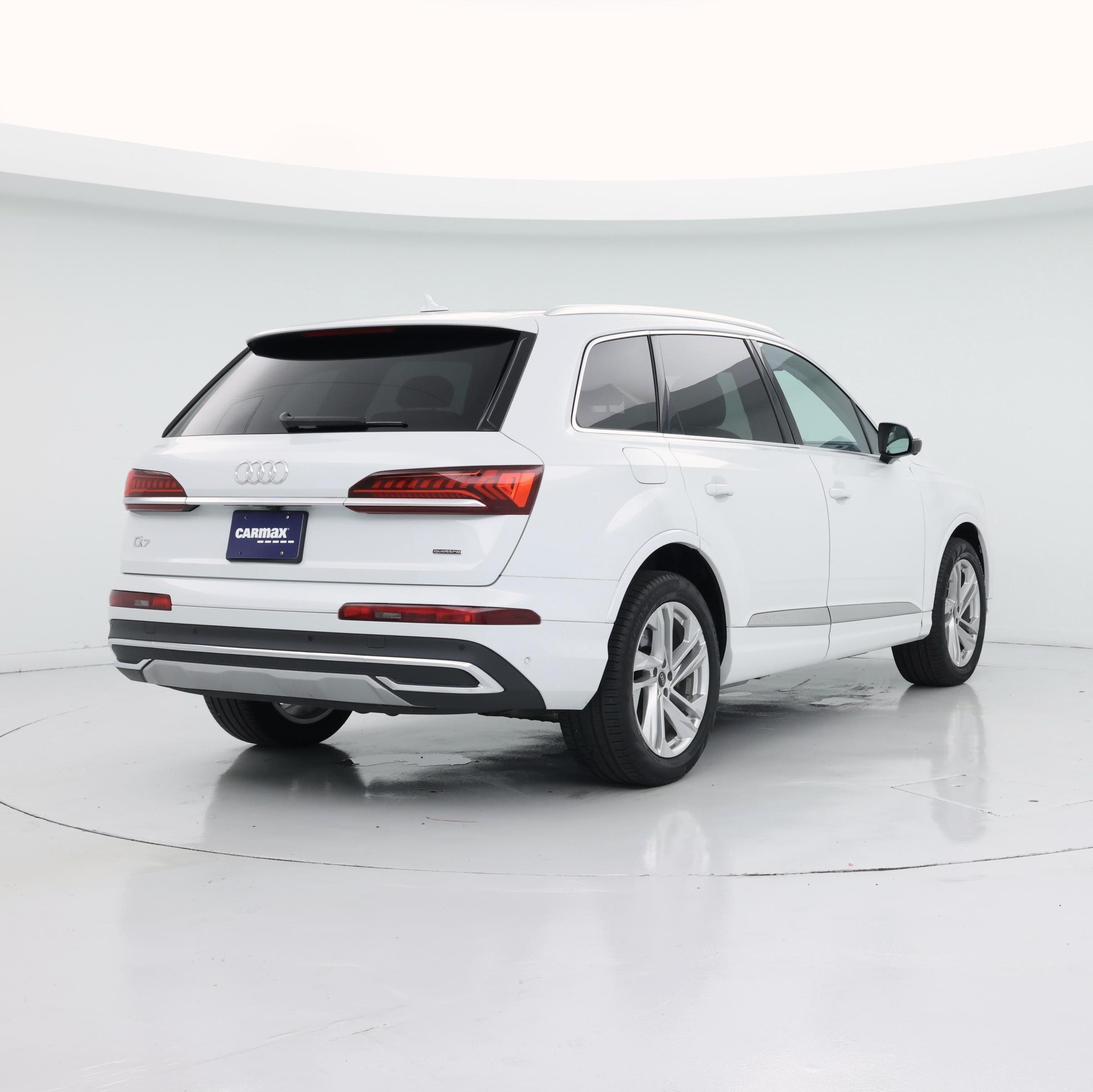 Thumbnail: 2023 Audi Q7 - 8