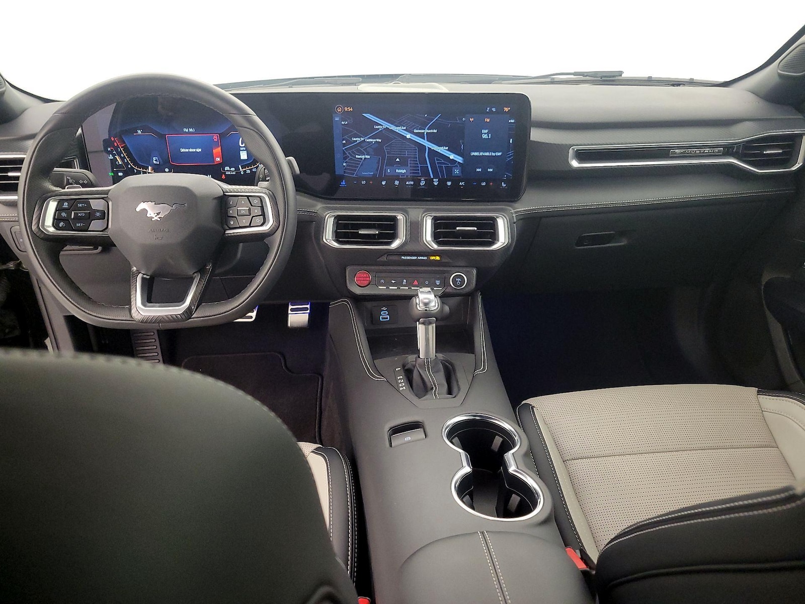 2025 Ford Mustang GT Premium - Photo 10