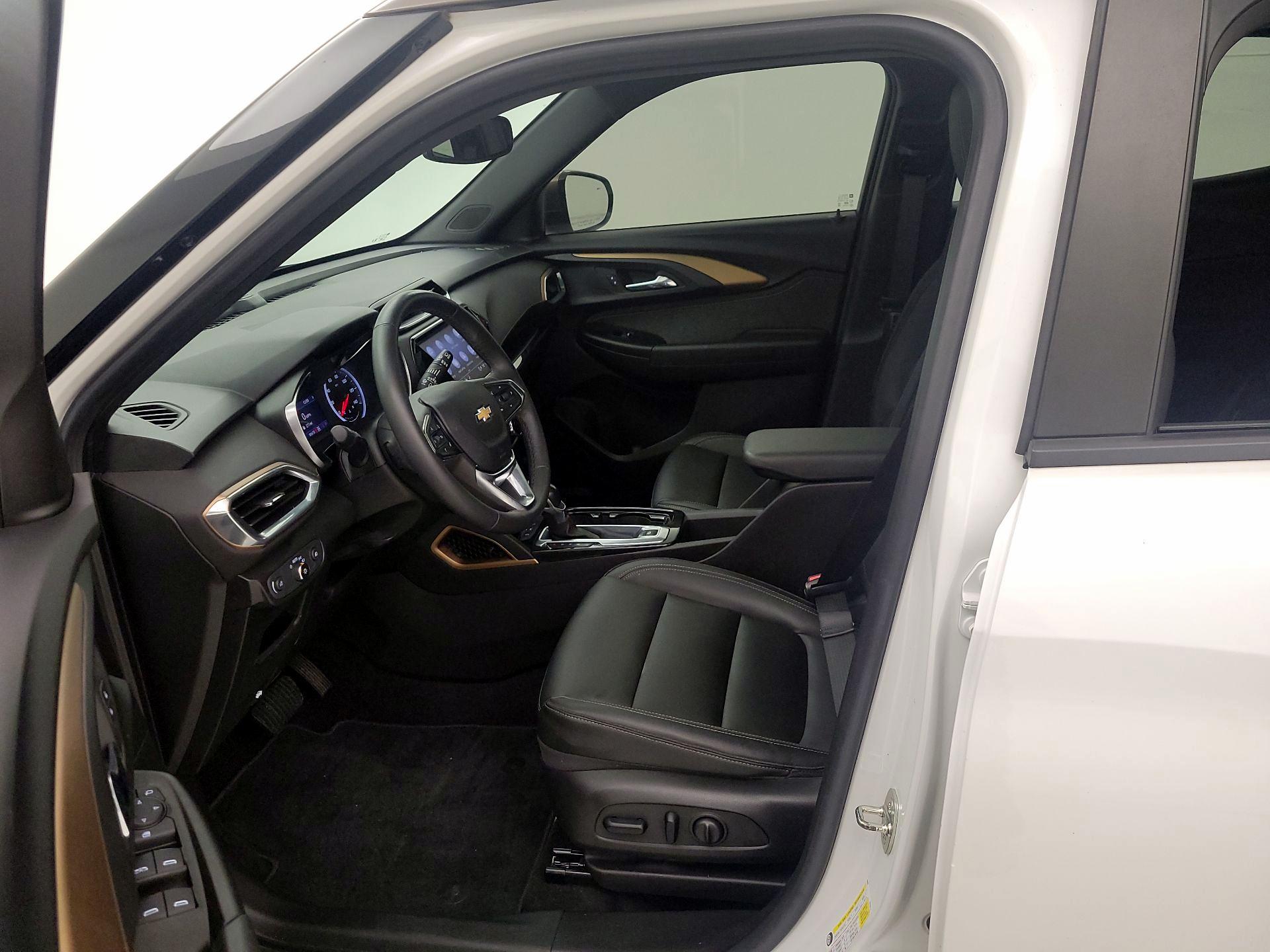 Thumbnail: 2022 Chevrolet TrailBlazer - 11