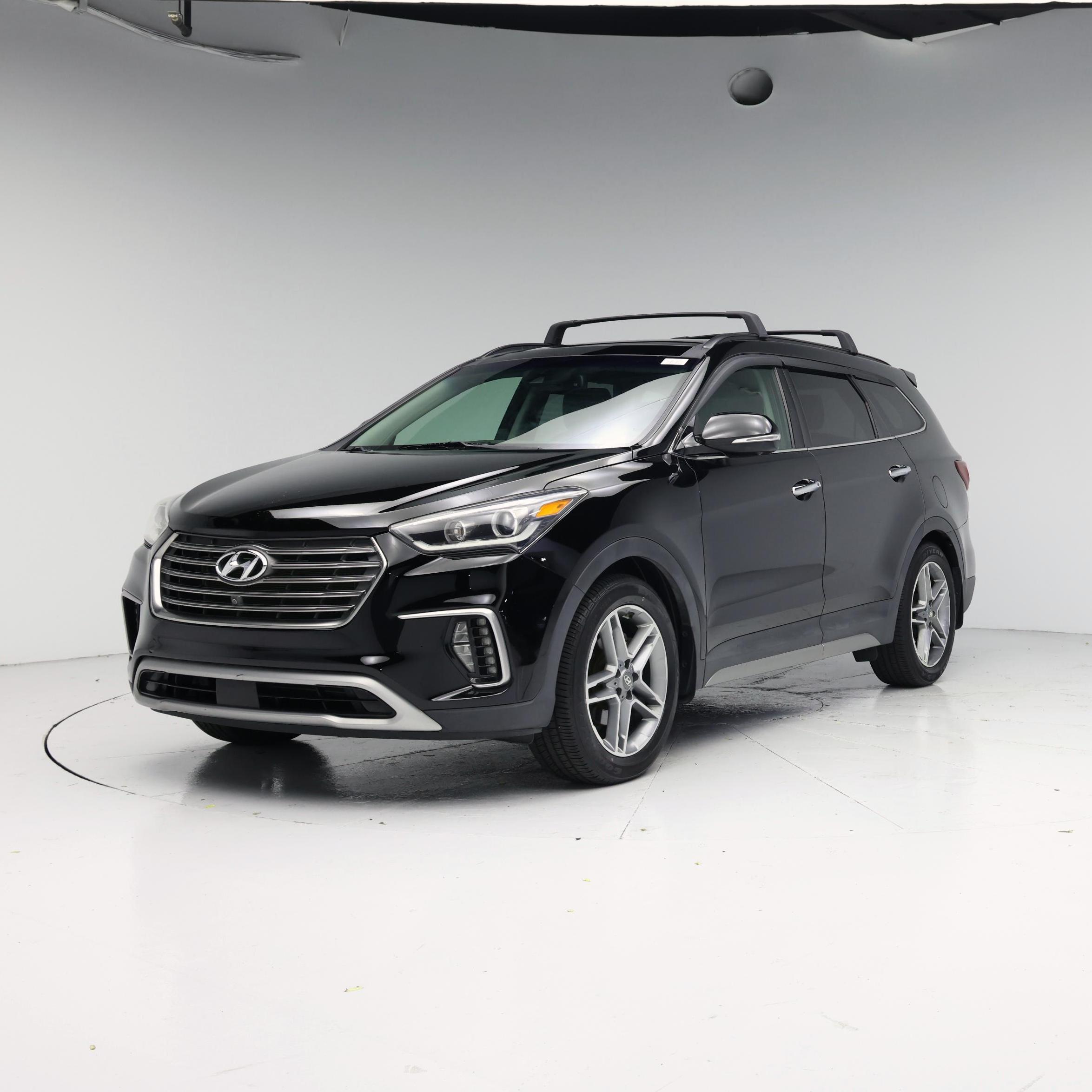 Thumbnail: 2018 Hyundai Santa Fe - 4