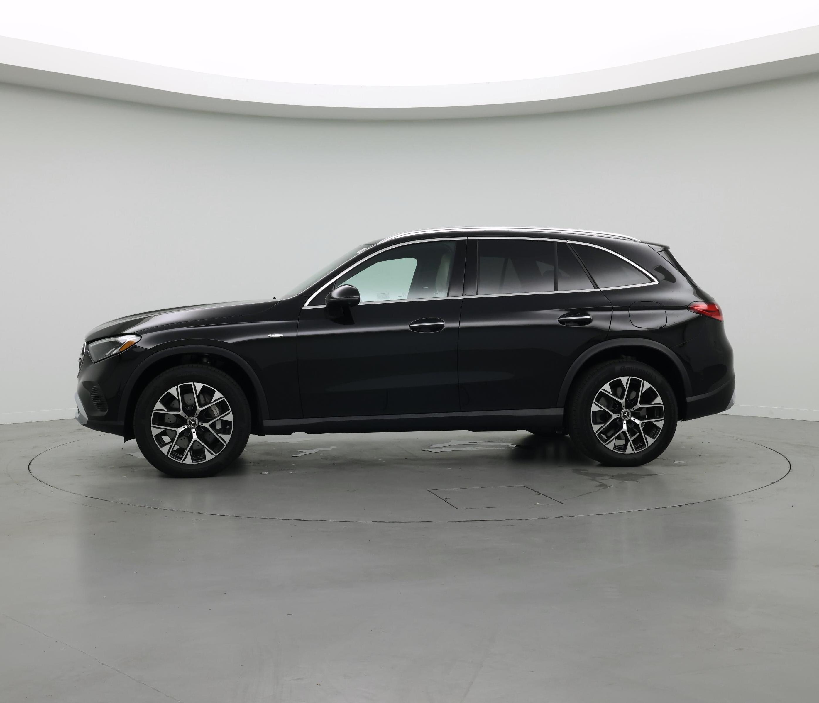 Thumbnail: 2025 Mercedes-Benz GLC - 3