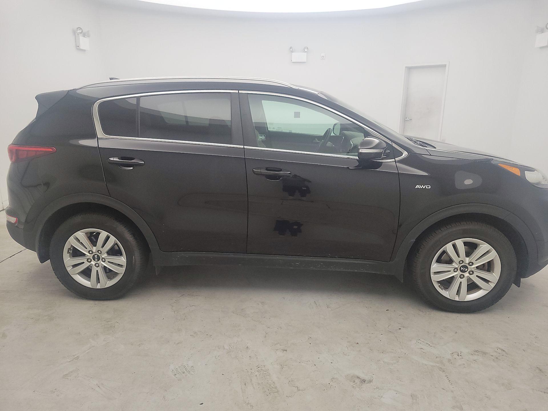 Thumbnail: 2018 Kia Sportage - 4