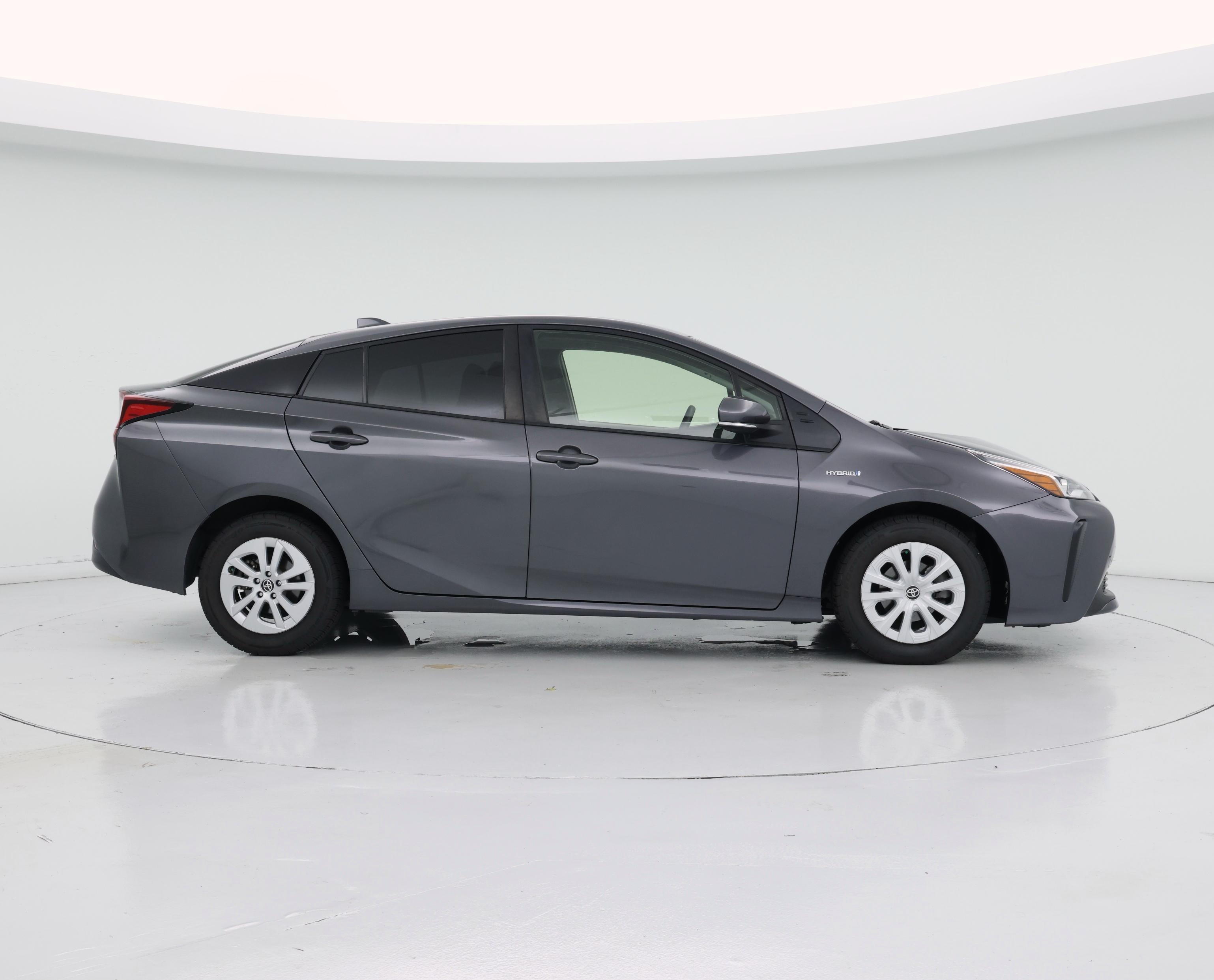 Thumbnail: 2021 Toyota Prius - 7