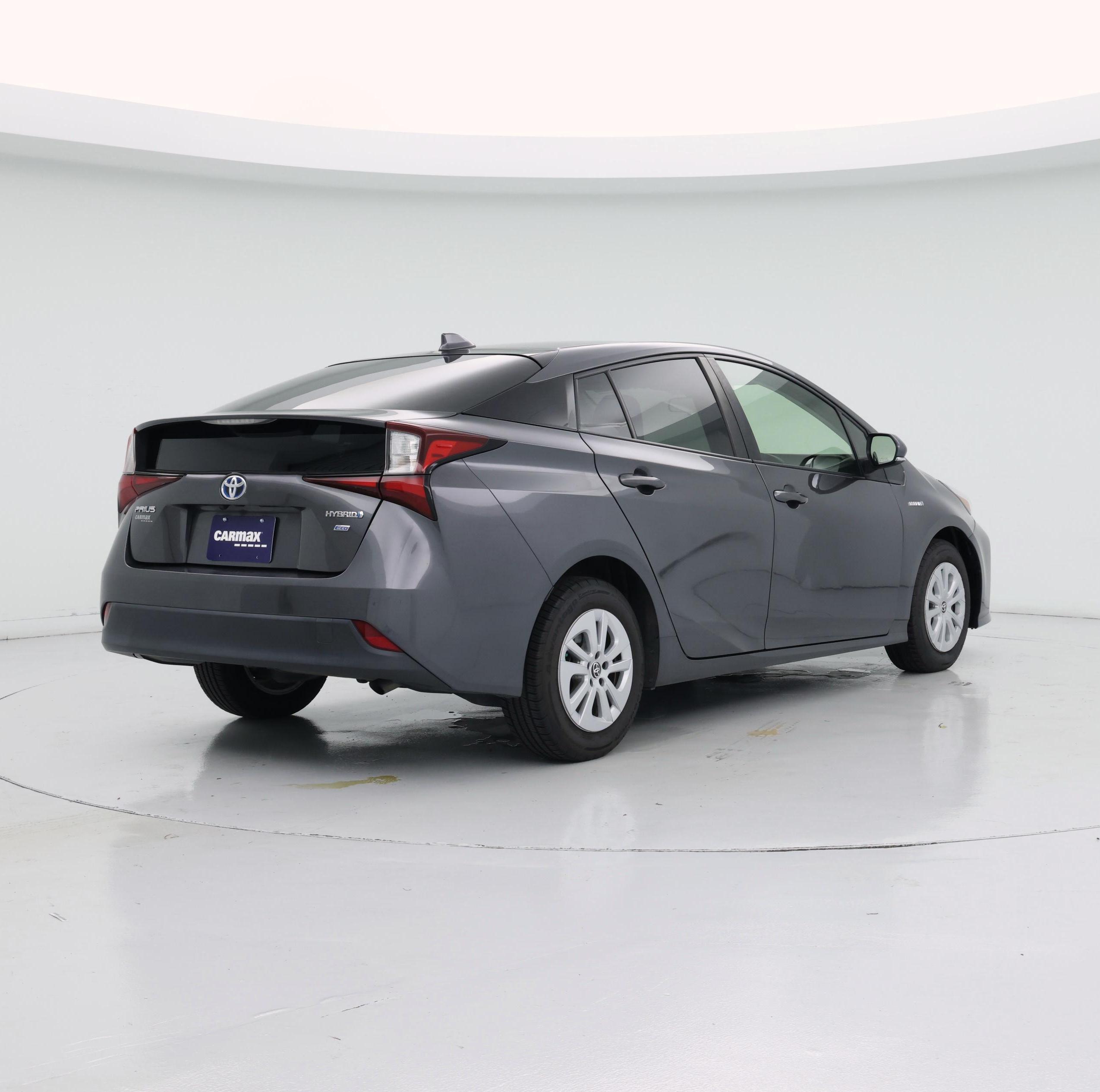 Thumbnail: 2021 Toyota Prius - 8