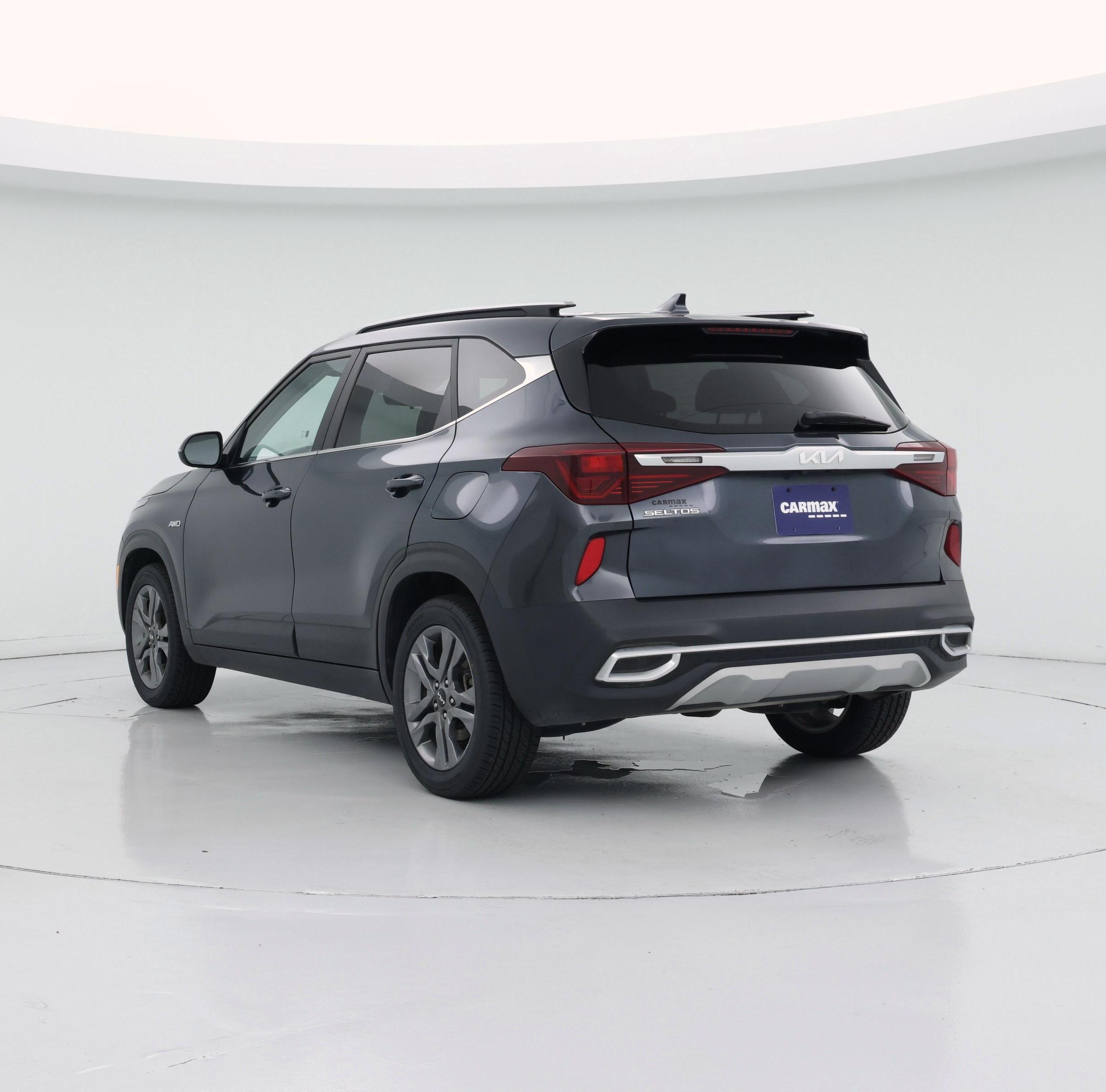 Thumbnail: 2022 Kia Seltos - 2