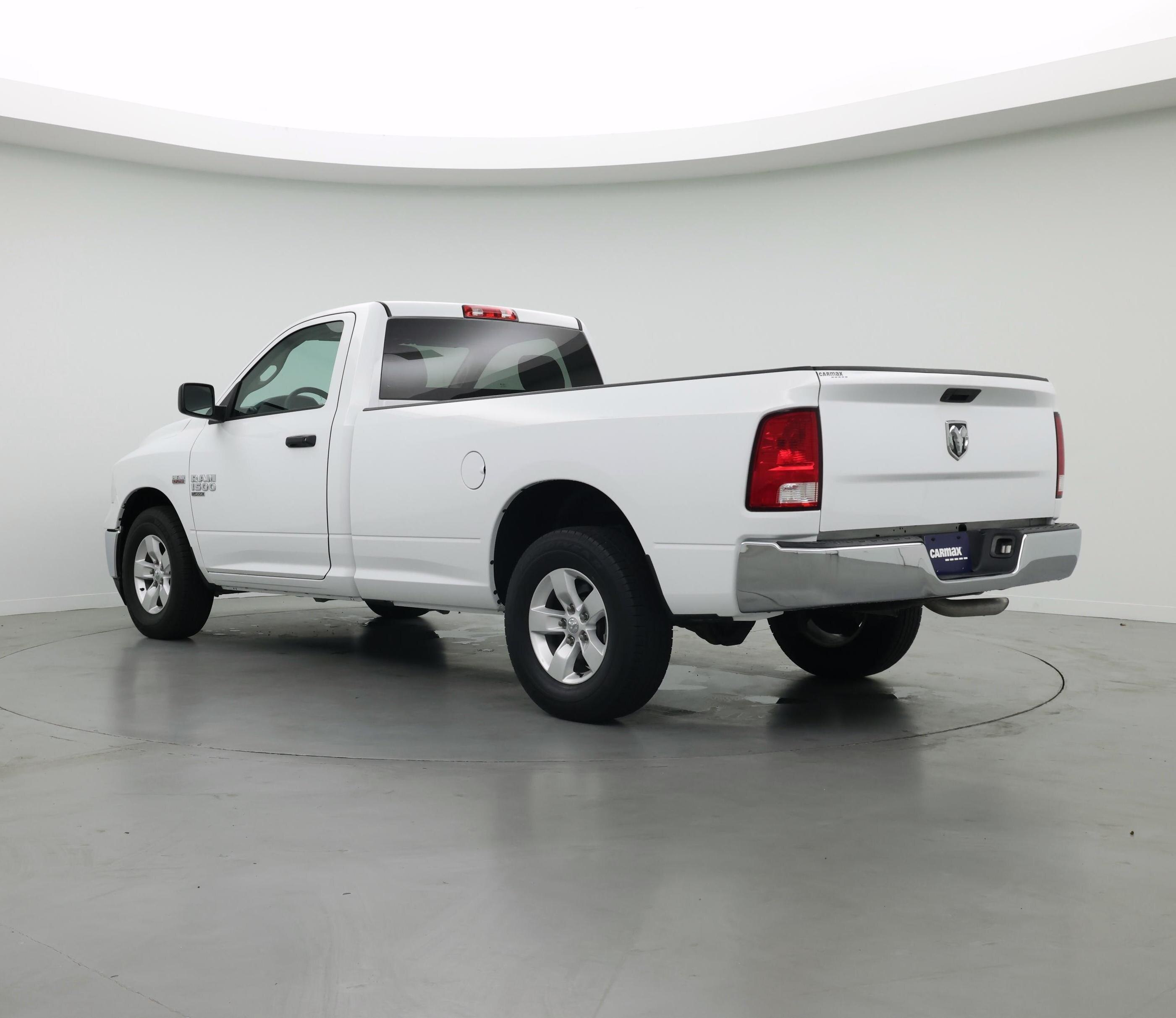 Thumbnail: 2022 RAM 1500 Classic - 2