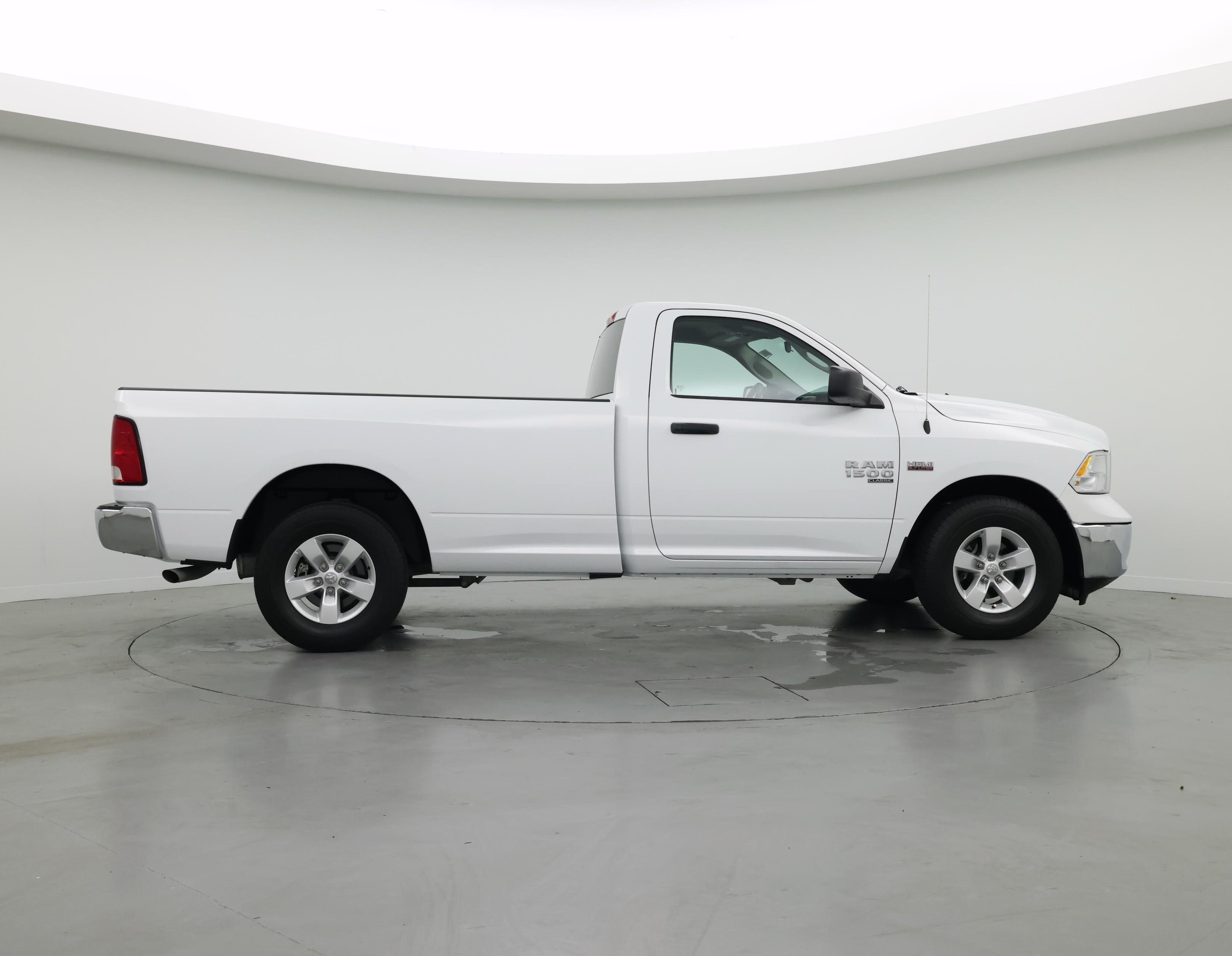 Thumbnail: 2022 RAM 1500 Classic - 7