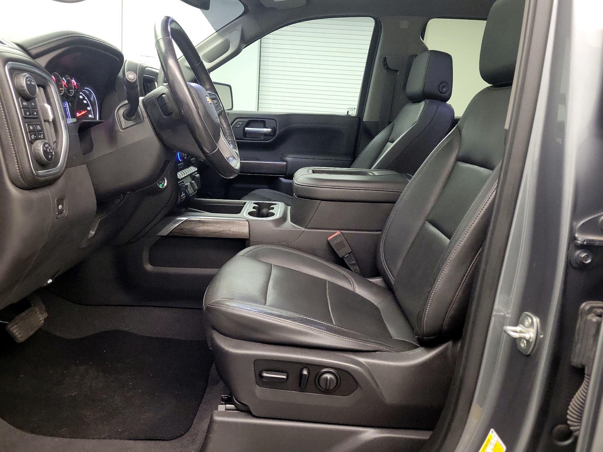 Thumbnail: 2020 Chevrolet Silverado 1500 - 11