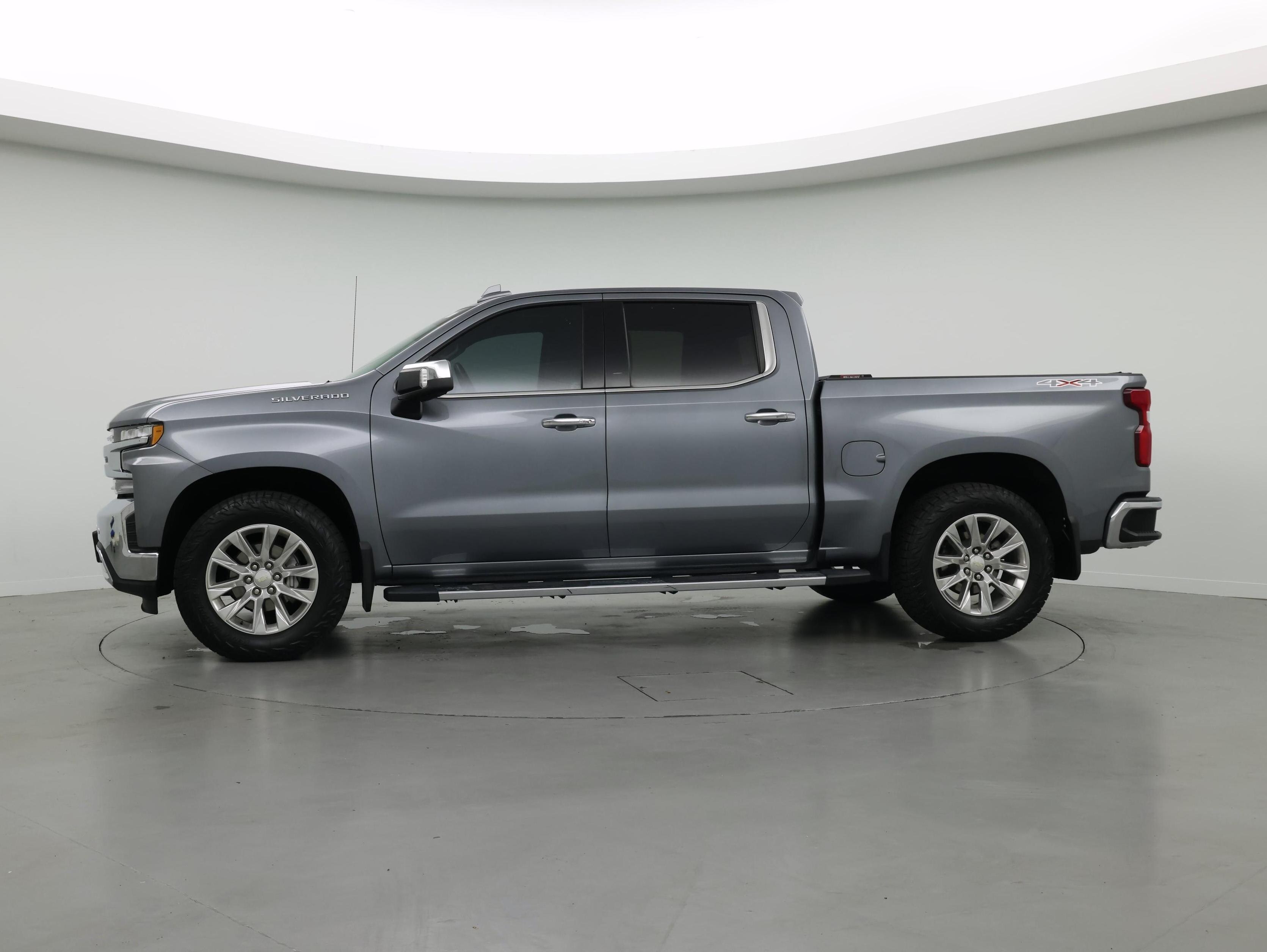 Thumbnail: 2020 Chevrolet Silverado 1500 - 3