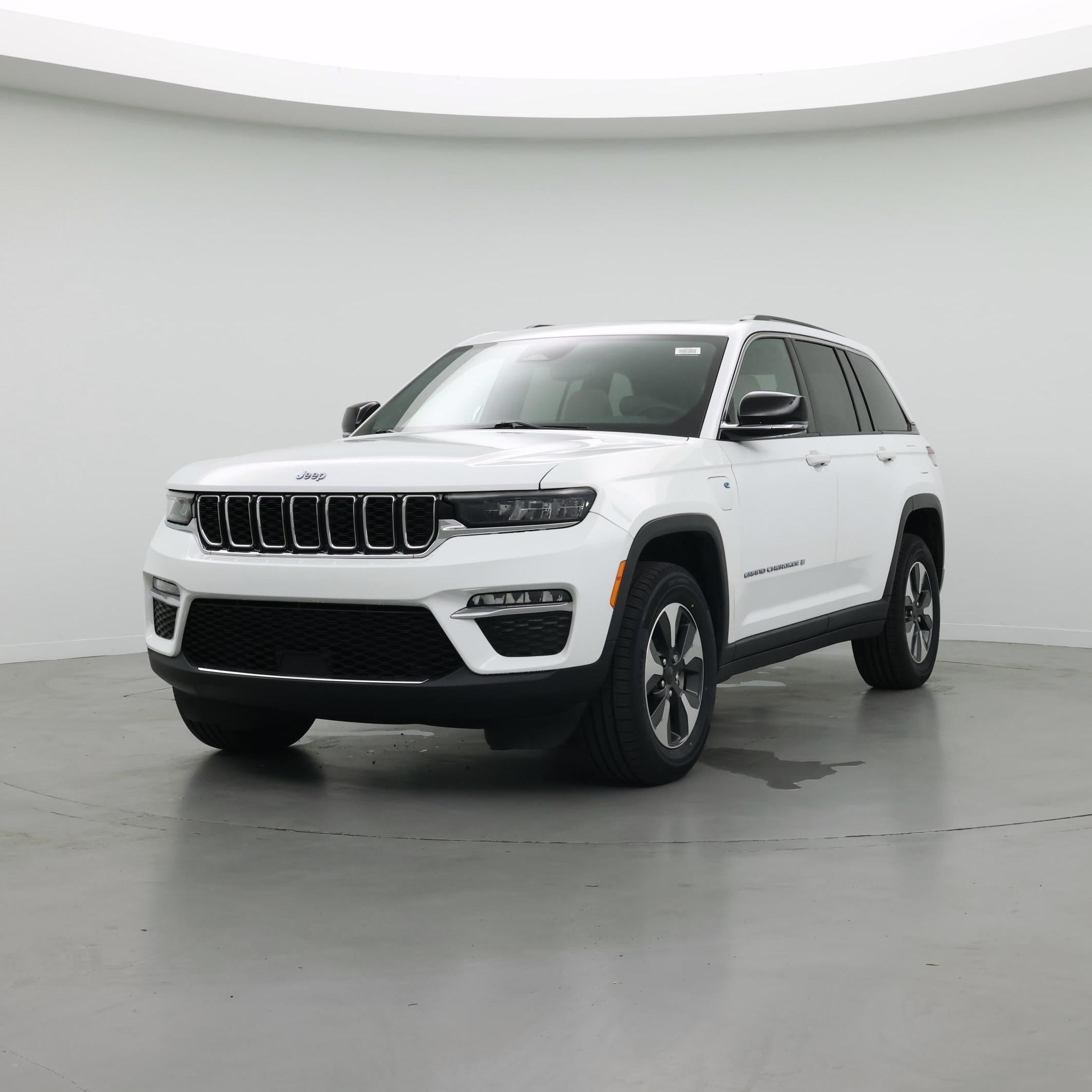 Thumbnail: 2023 Jeep Grand Cherokee - 4