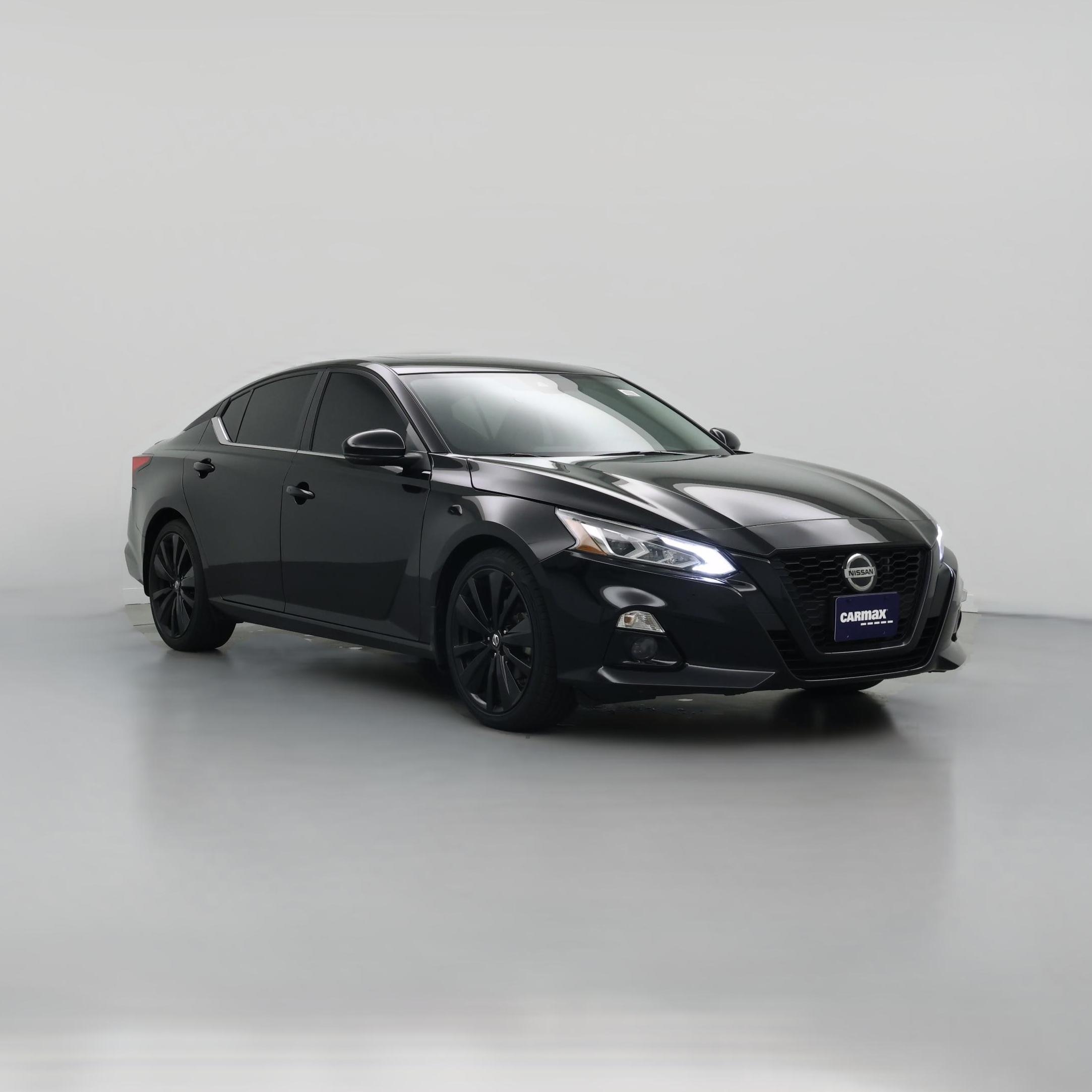 Thumbnail: 2022 Nissan Altima - 1