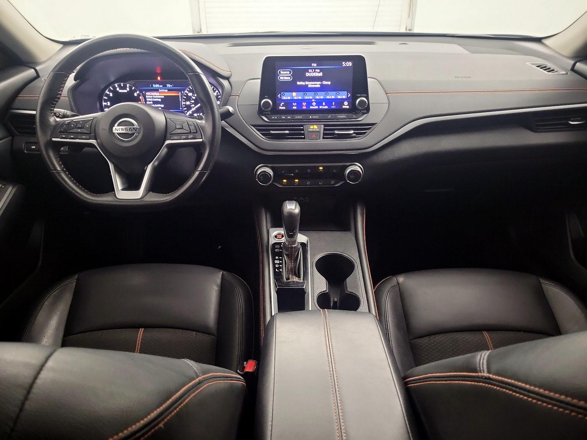 Thumbnail: 2022 Nissan Altima - 9