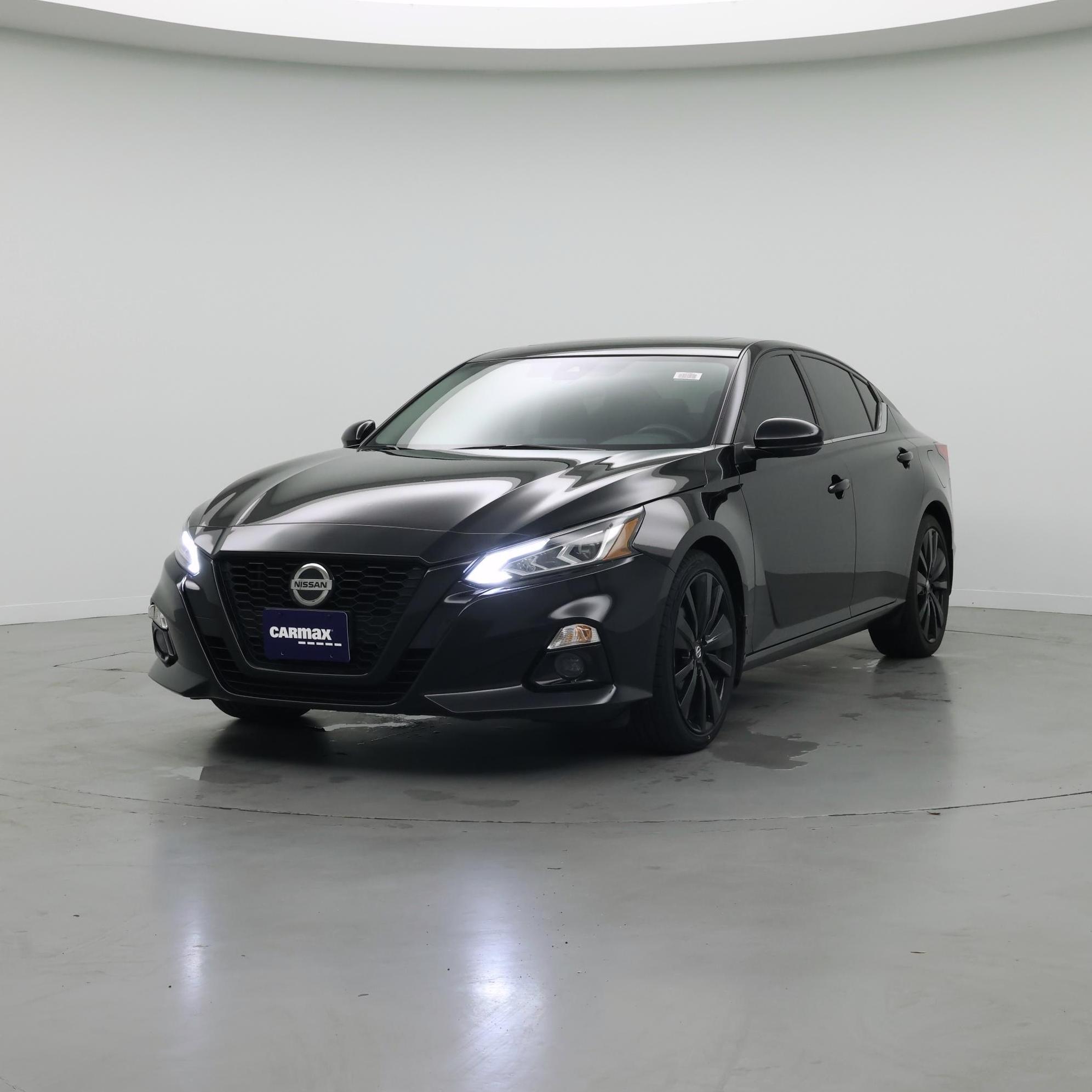 Thumbnail: 2022 Nissan Altima - 4
