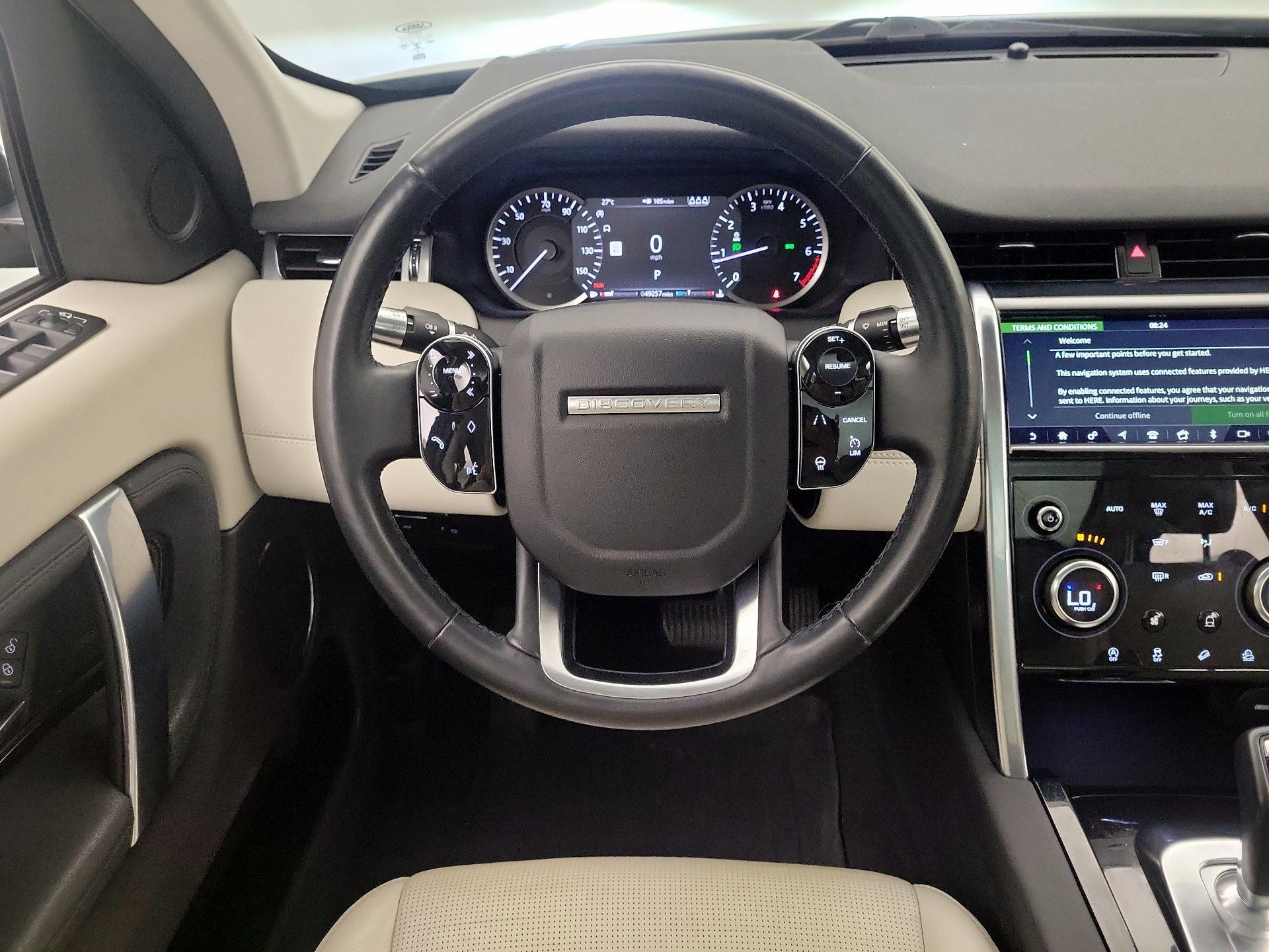 Thumbnail: 2020 Land Rover Discovery Sport - 10