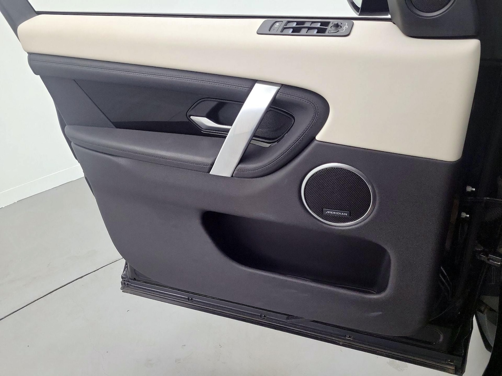 2020 Land Rover Discovery Sport S - Photo 13