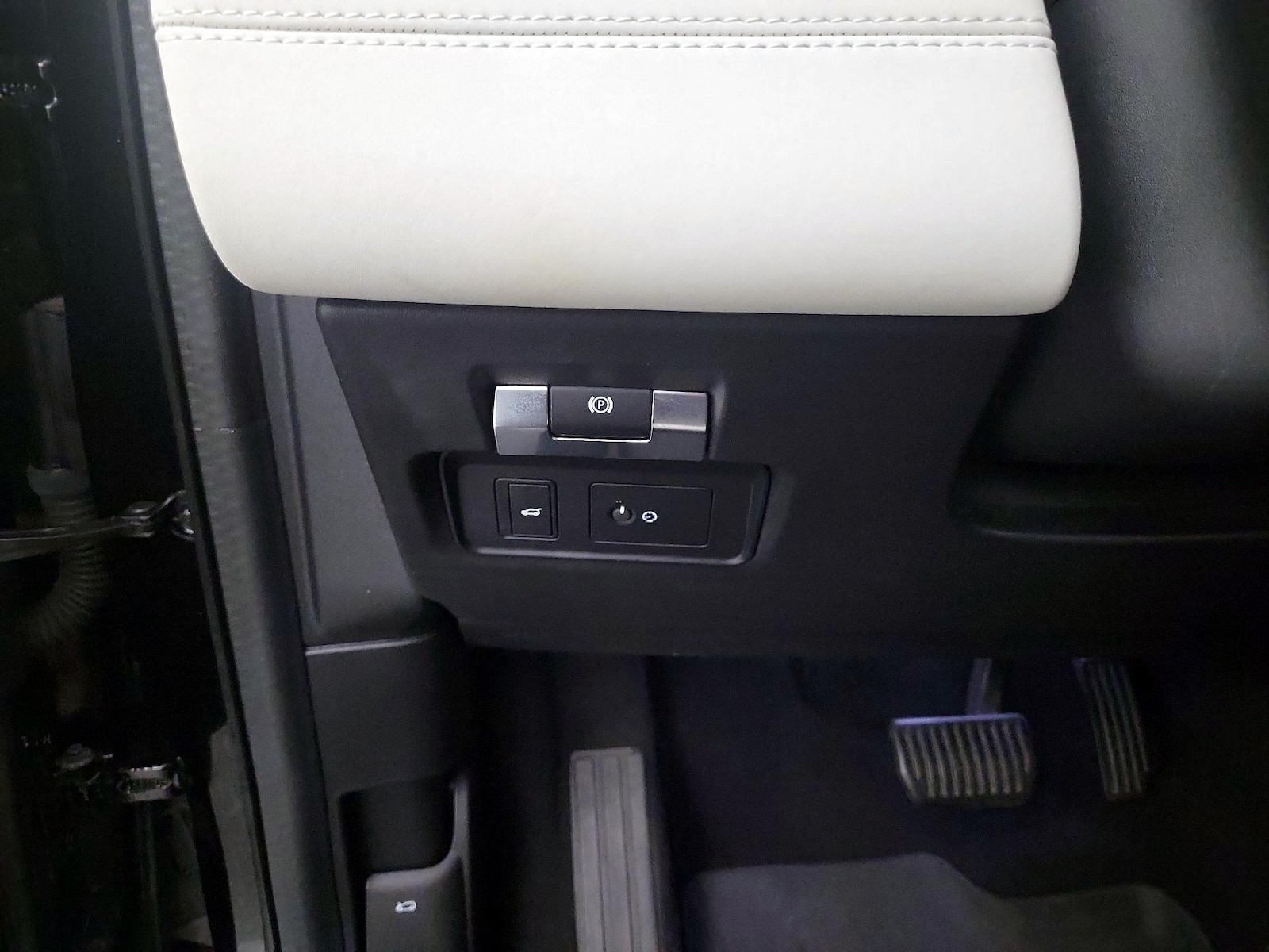 2020 Land Rover Discovery Sport S - Photo 14