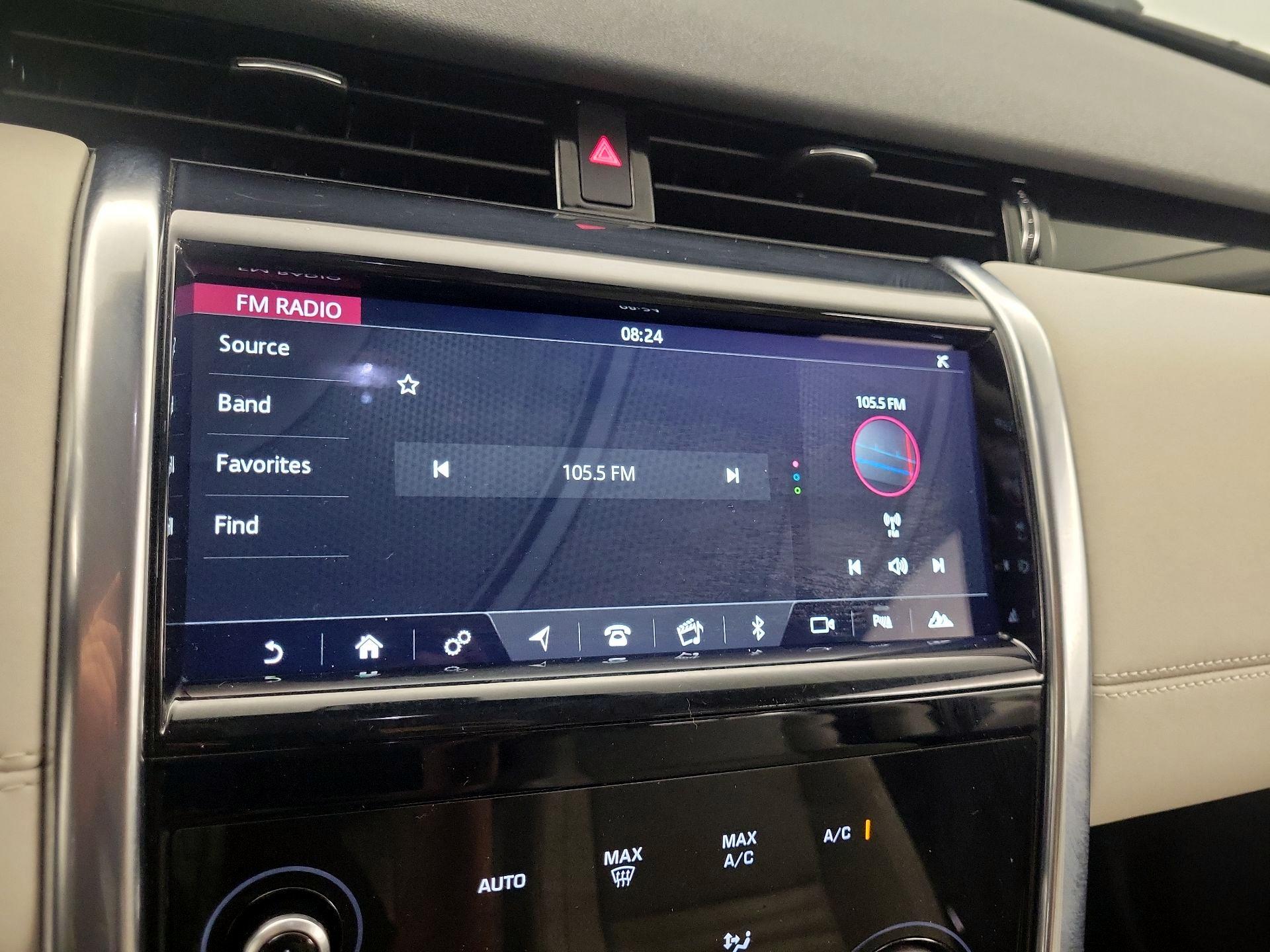 Thumbnail: 2020 Land Rover Discovery Sport - 15