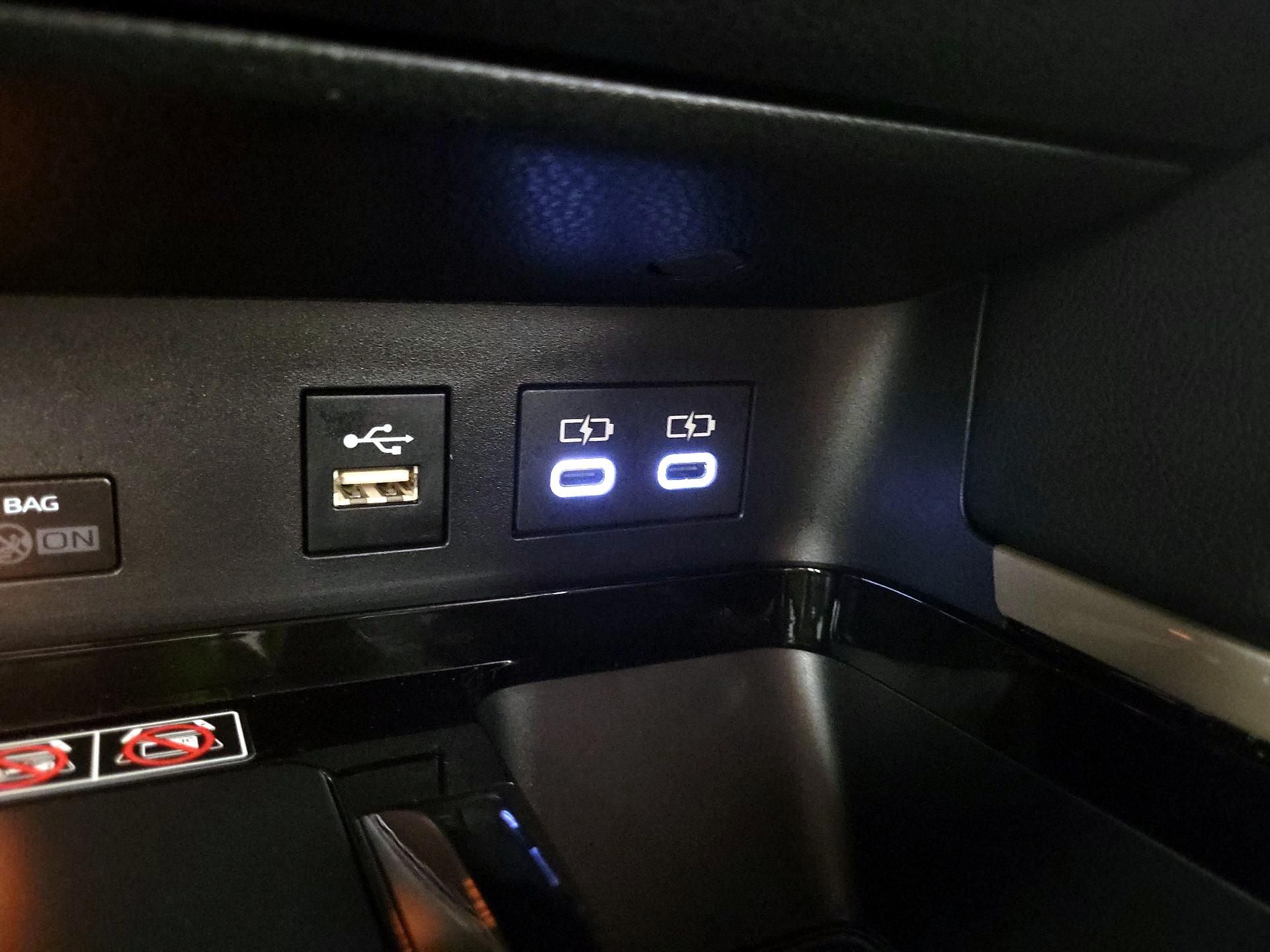 Thumbnail: 2025 Toyota Camry - 19